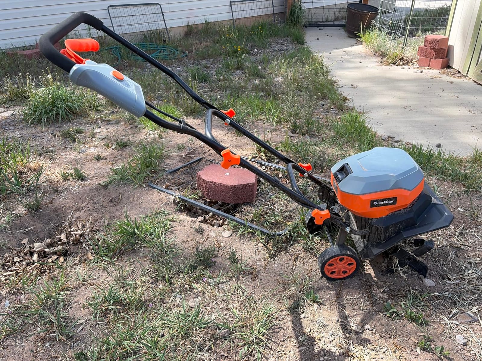 Cordless Tiller Cultivator for Gardening, Battery Powered Garden Rototiller | 9 Inch Tilling Width & 7 Inch Depth, 2*4.0Ah Battery, 48 Steel Tines, Electric Small Hand Tiller for Soil/Cultivating/Lawn/Land customer photo 1