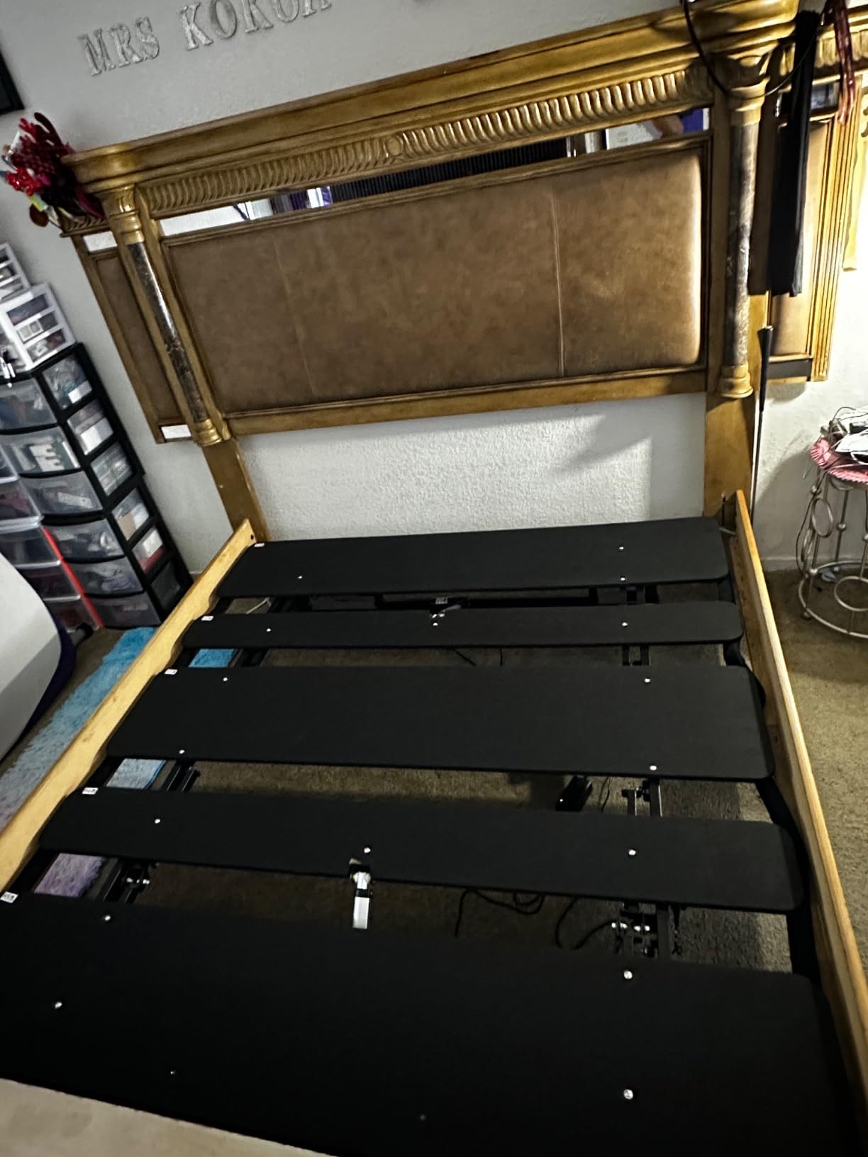 Mixcous King Adjustable Bed Frame with Zero Gravity Heavy Duty 750 lbs customer photo 1