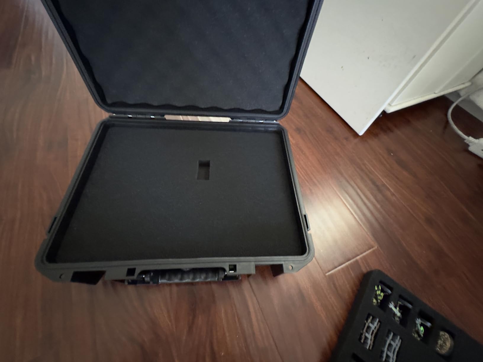 Miniature Storage Figure Hard Shell Case, 80-108 Slots DND Minis Carry customer photo 1