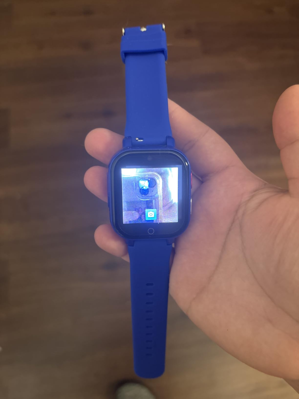 4G Kids Smart Watch with GPS Tracker, Video & Voice Call, SOS, WiFi, IP68 Waterproof, AI Smart Features, Parental Control Phone Watch for Boys Girls Age 3+ (SIM Card Included) customer photo 1