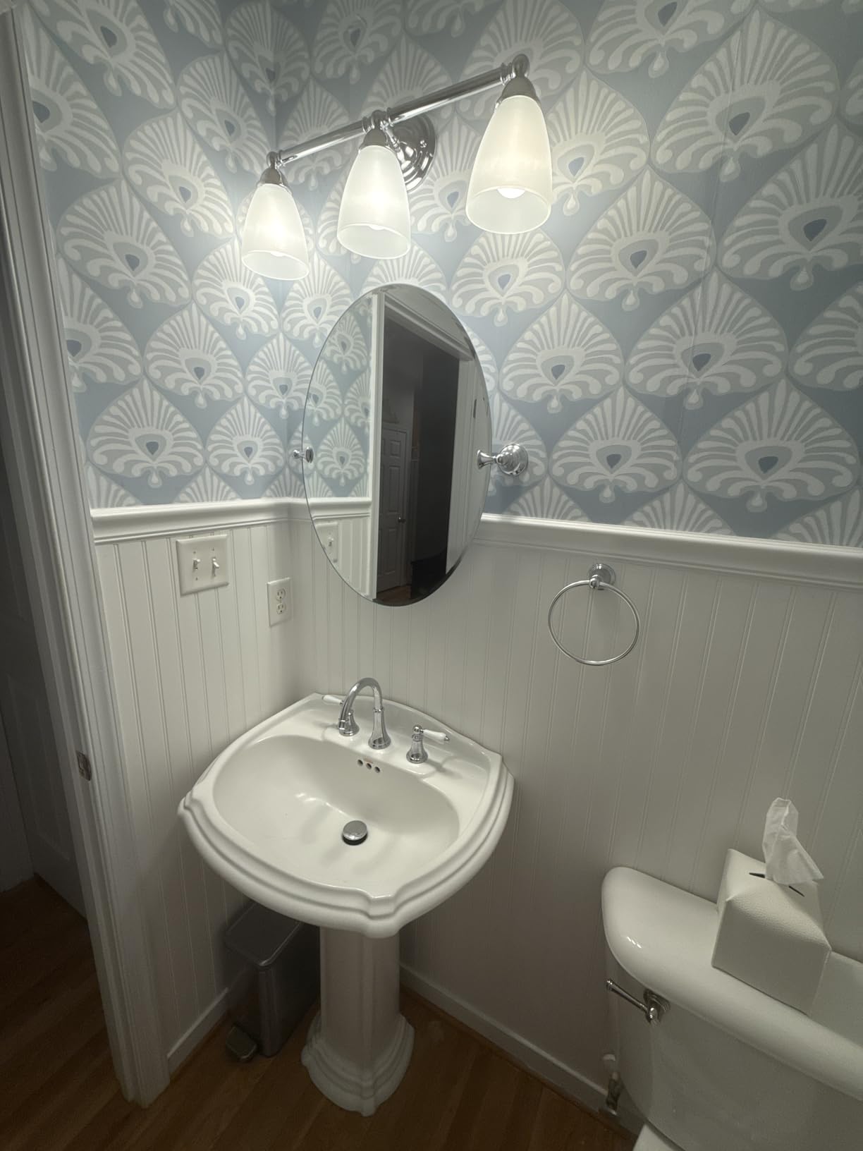 Moen Glenshire Chrome 26 x 22-Inch Frameless Pivoting Bathroom Mirror, Wall Mounted Oval Tilting Mirror for Bath, Vanity, DN2692CH customer photo 1