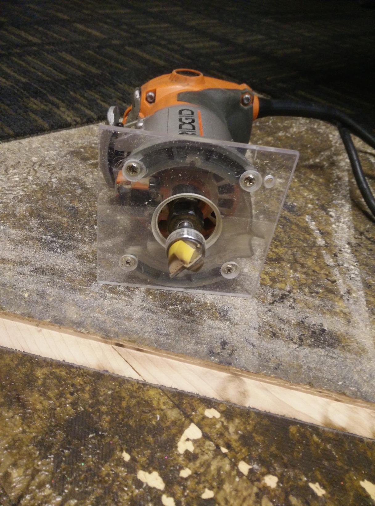 RIDGID 5.5 AMP Compact Fixed-Base Corded Router R24012 customer photo 1