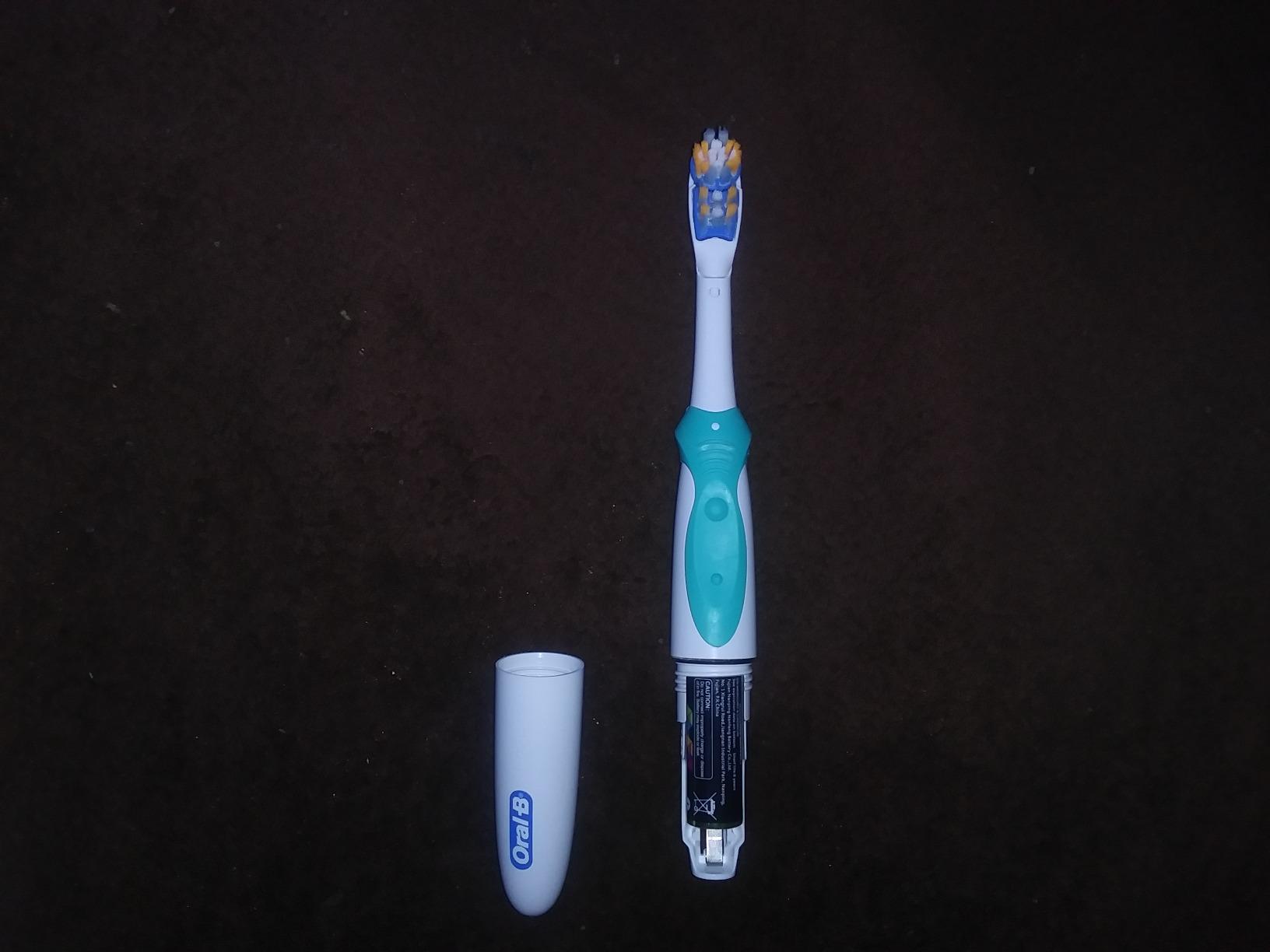 Oral-B 3D White Action customer photo 1