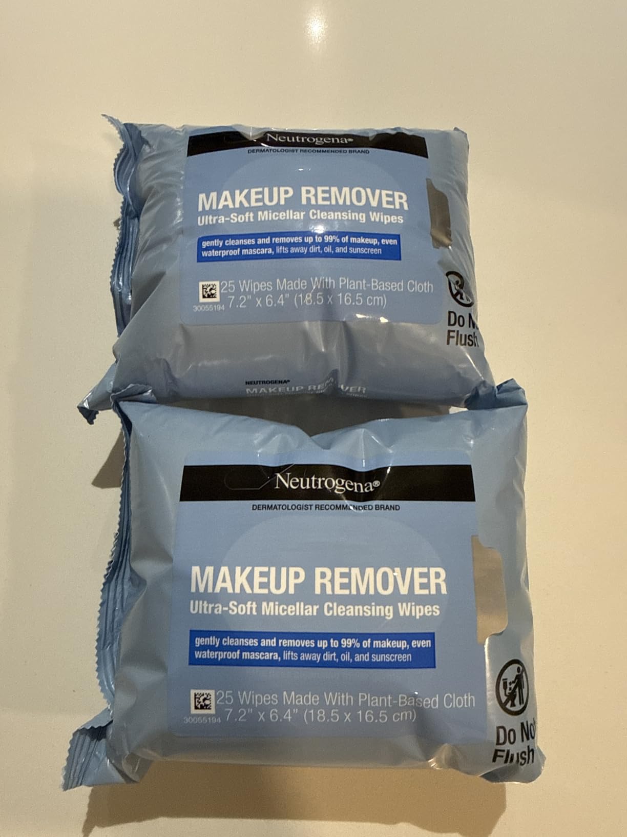 Neutrogena Makeup Remover Micellar Wipes, 2 Pack of 25 Ct customer photo 1