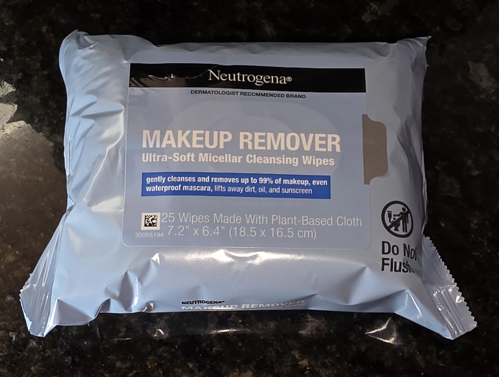 Neutrogena Makeup Remover Micellar Wipes, 2 Pack of 25 Ct customer photo 2