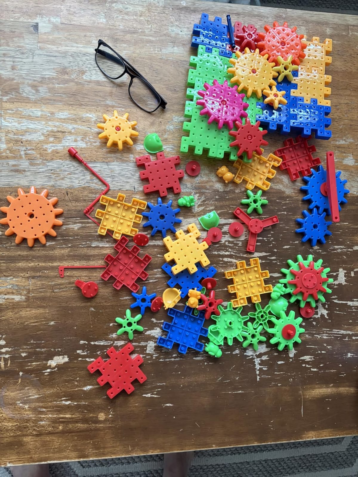 Gear Building Toy Set - Interlocking Learning Blocks - Motorized Spinning Gears - 81 Piece Playground Edition customer photo 2