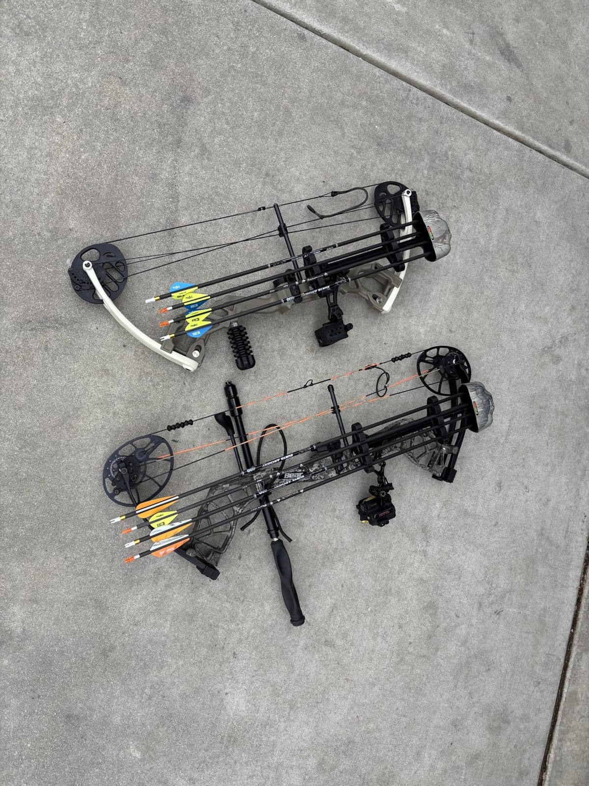 TRUGLO Loc-Down 4-Arrow Ultra-Quiet Lightweight Composite Vibration-Absorbing Left-Hand Convertible Bow Hunting Archery Quiver customer photo 1
