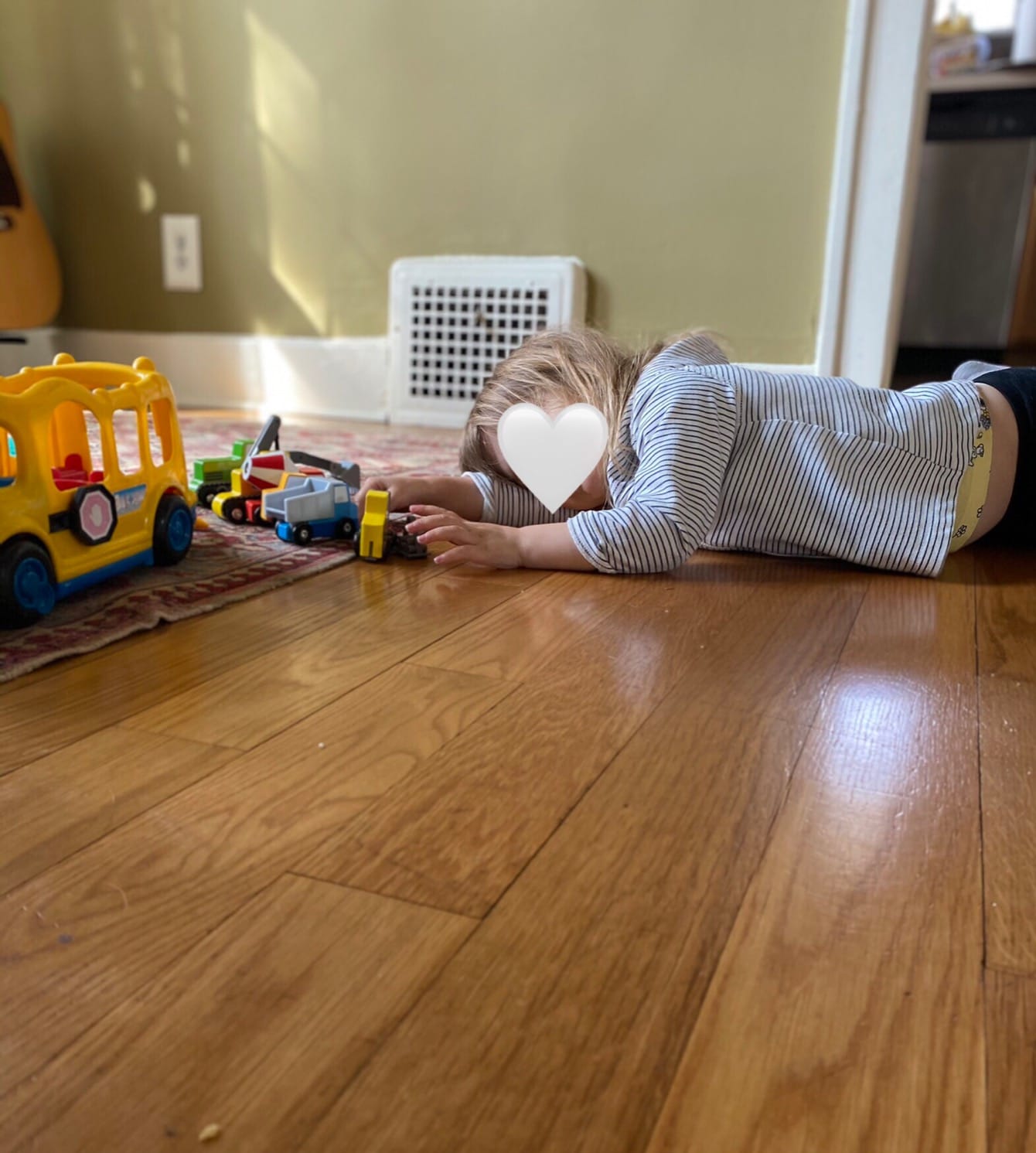 Melissa & Doug Wooden Construction Site Vehicles with Wooden Storage Tray (8 pcs) customer photo 1