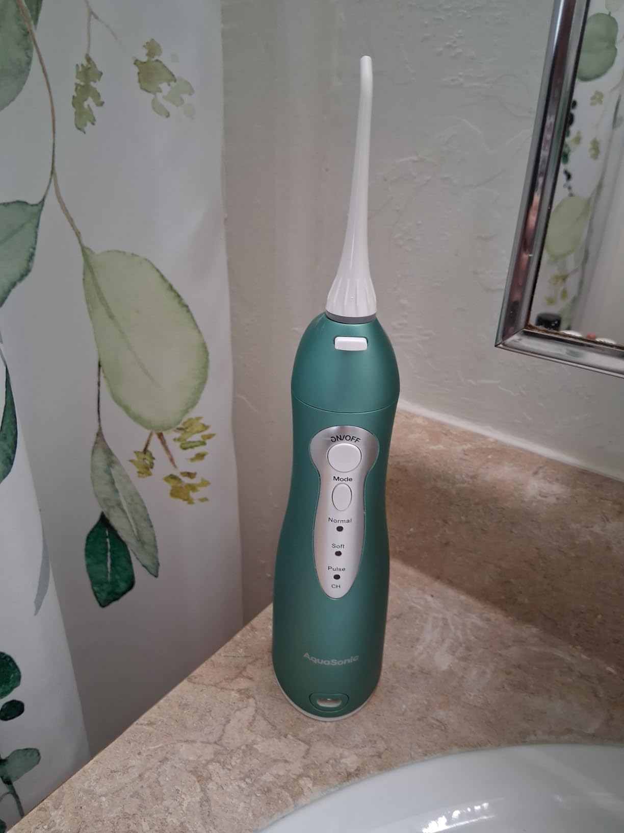 Aquasonic Aqua Flosser customer photo 2