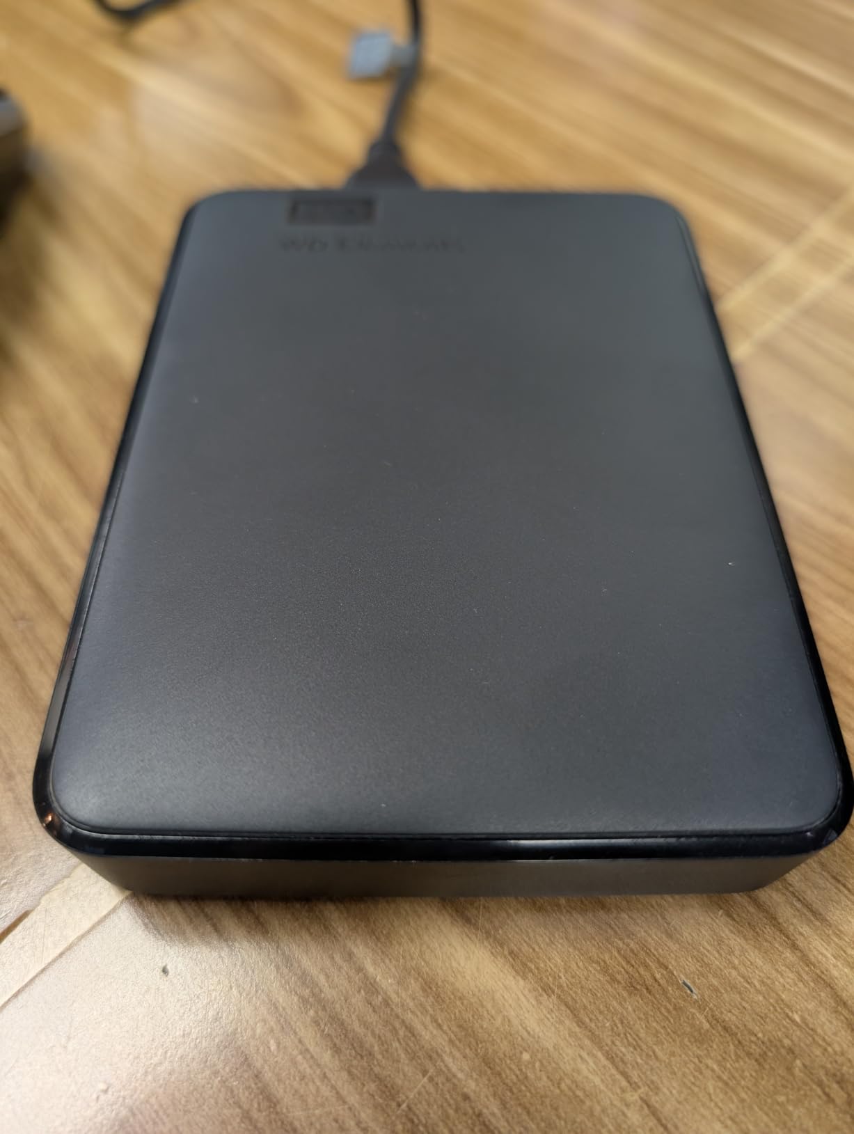 WD 4TB Elements Portable External Hard Drive for Windows, USB 3.2 Gen 1/USB 3.0 for PC & Mac, Plug and Play Ready - WDBU6Y0040BBK-WESN customer photo 1