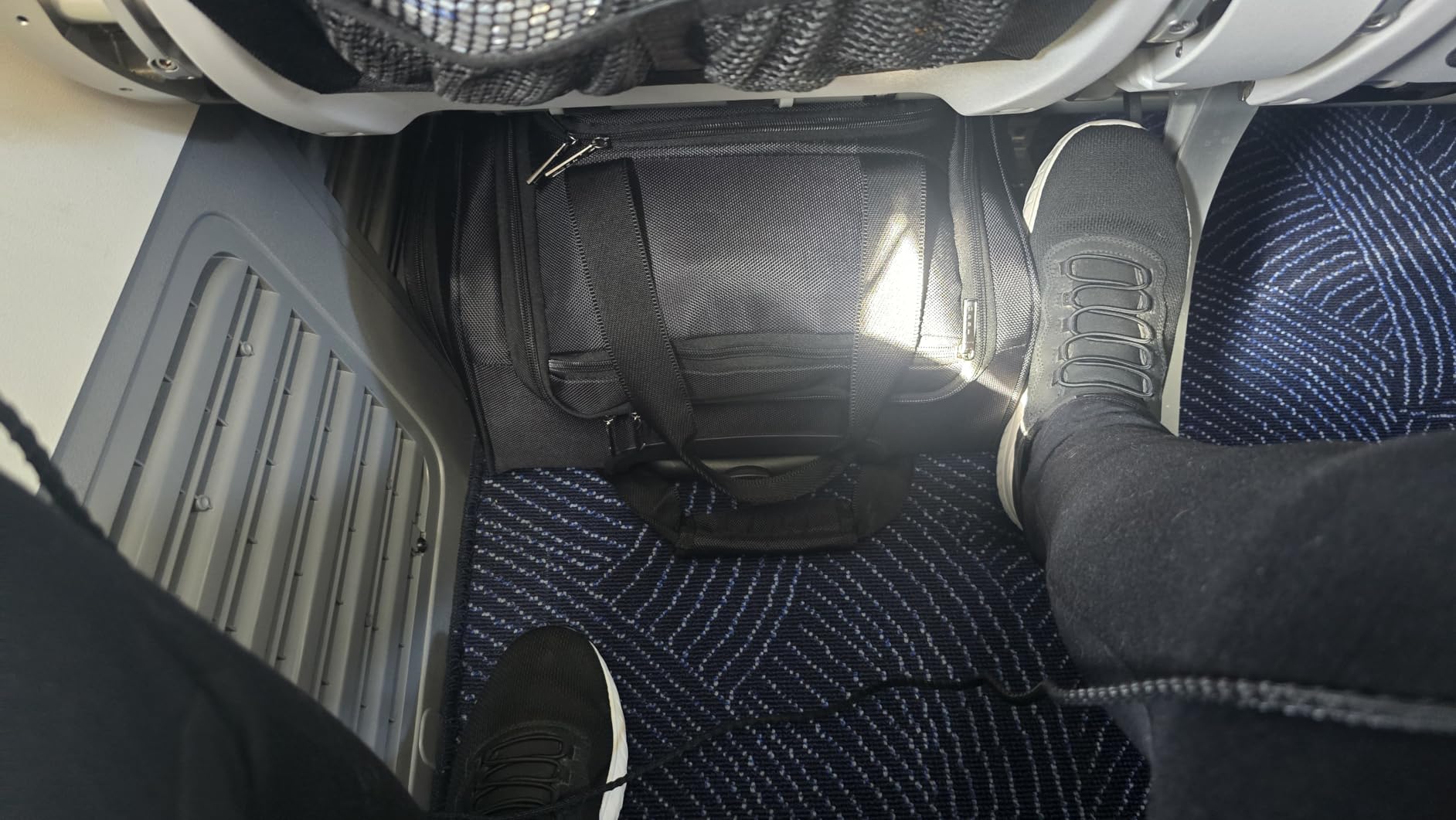 TPRC 15” Underseat Carry-On Luggage Airline Approved Personal Item with USB Charging Port, Purple customer photo 1