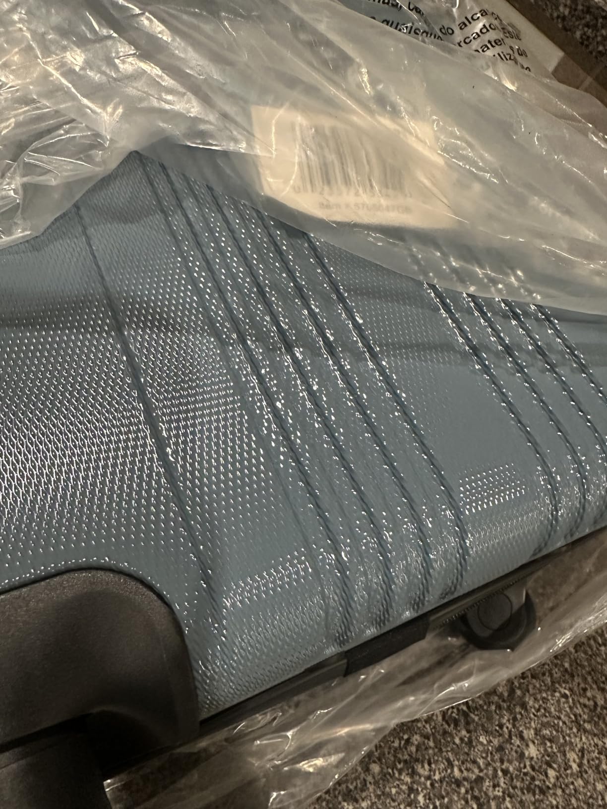 Kenneth Cole REACTION Out of Bounds Lightweight Hardshell 4-Wheel Spinner Luggage, Teal, 20-Inch Carry On customer photo 1