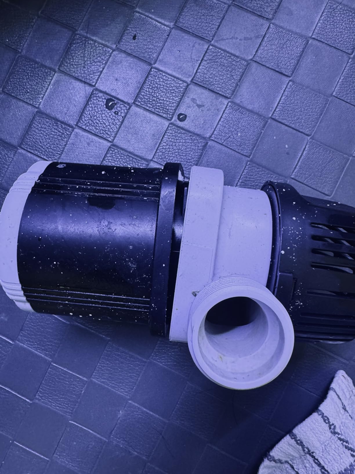 Orlushy DC-5000 Silent Swirl Controllable DC aquarium Pump 40W 1320GPH-marine wavemaker return pump with sine wave Controller for salt/Freshwater coral reef fish tank sump Circulation customer photo 1