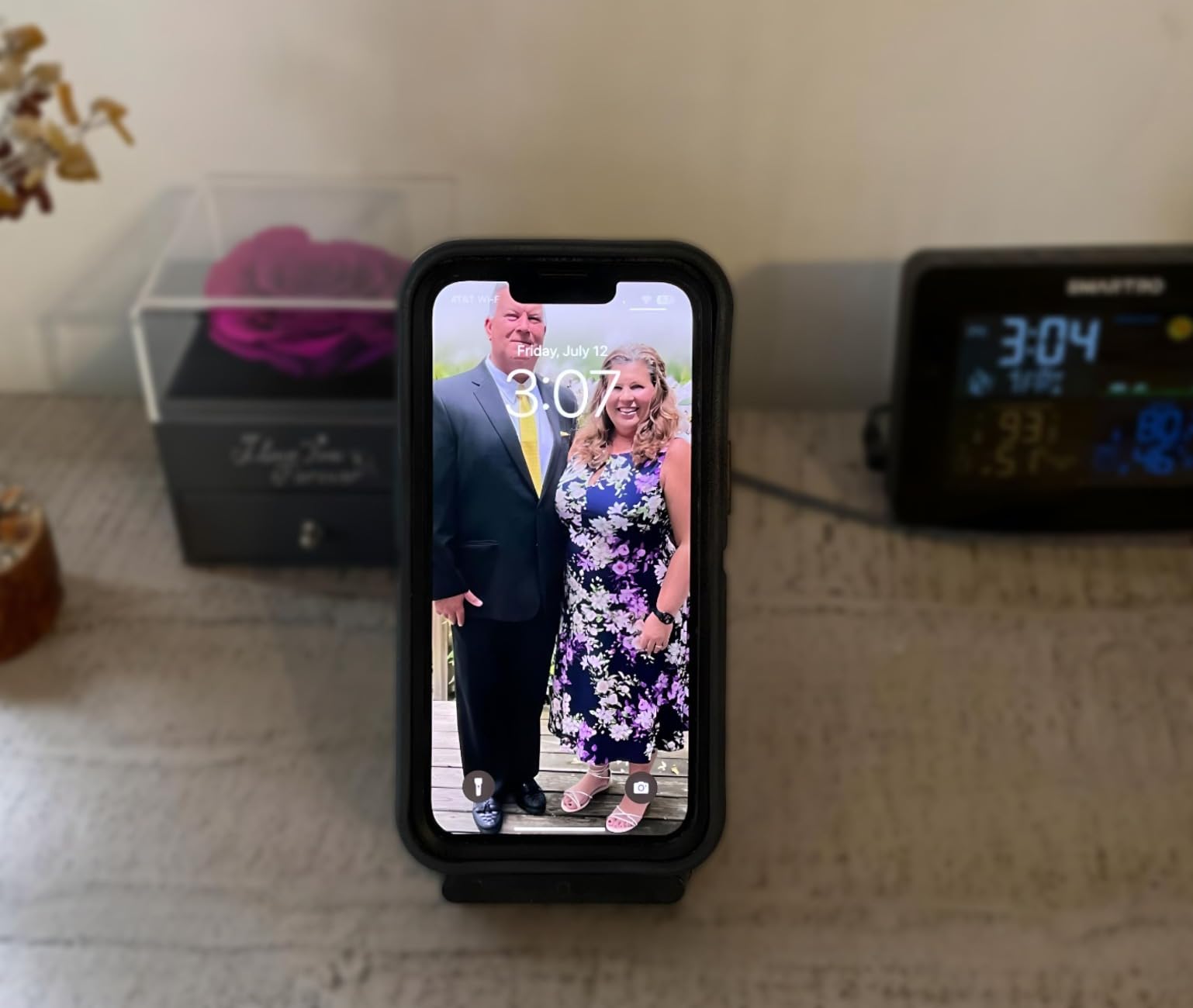 Anker 313 Qi-Certified 10W Max Wireless Charger Stand customer photo 2
