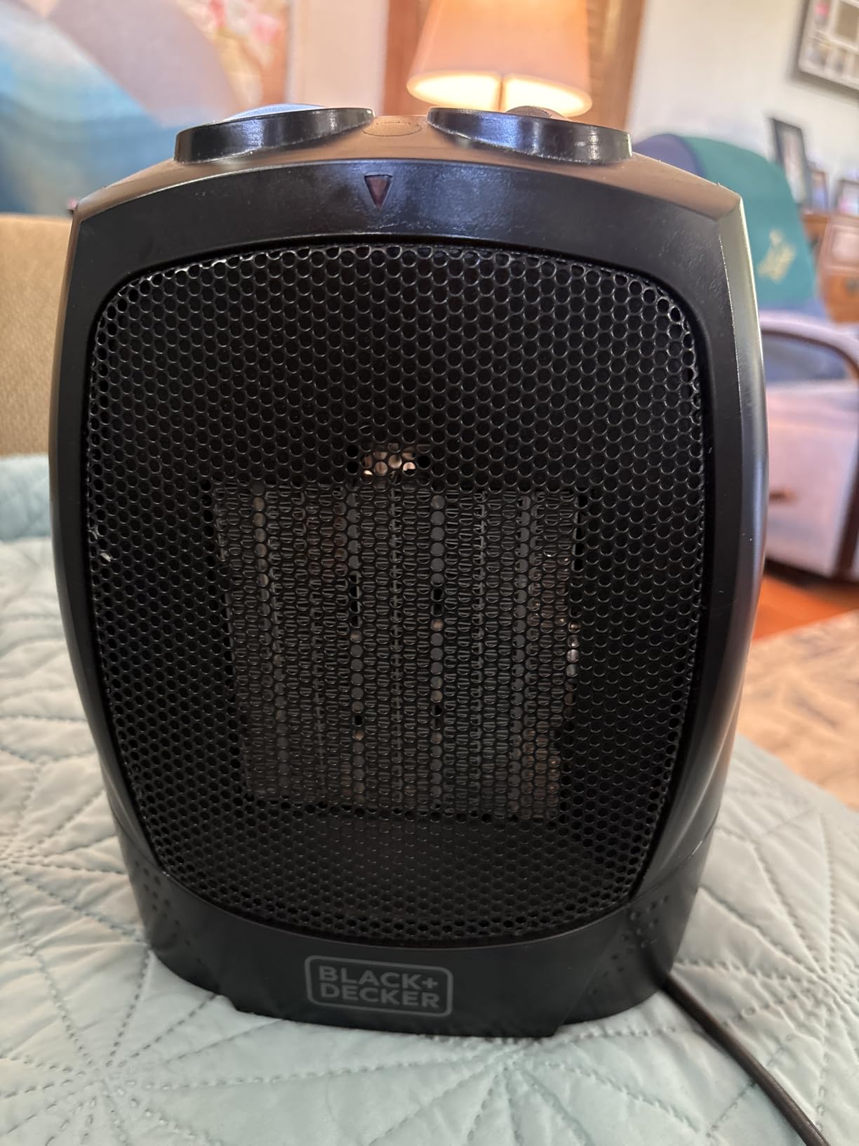 BLACK+DECKER Personal Ceramic Heater, 1500 Watts, BHDC201, Black customer photo 1