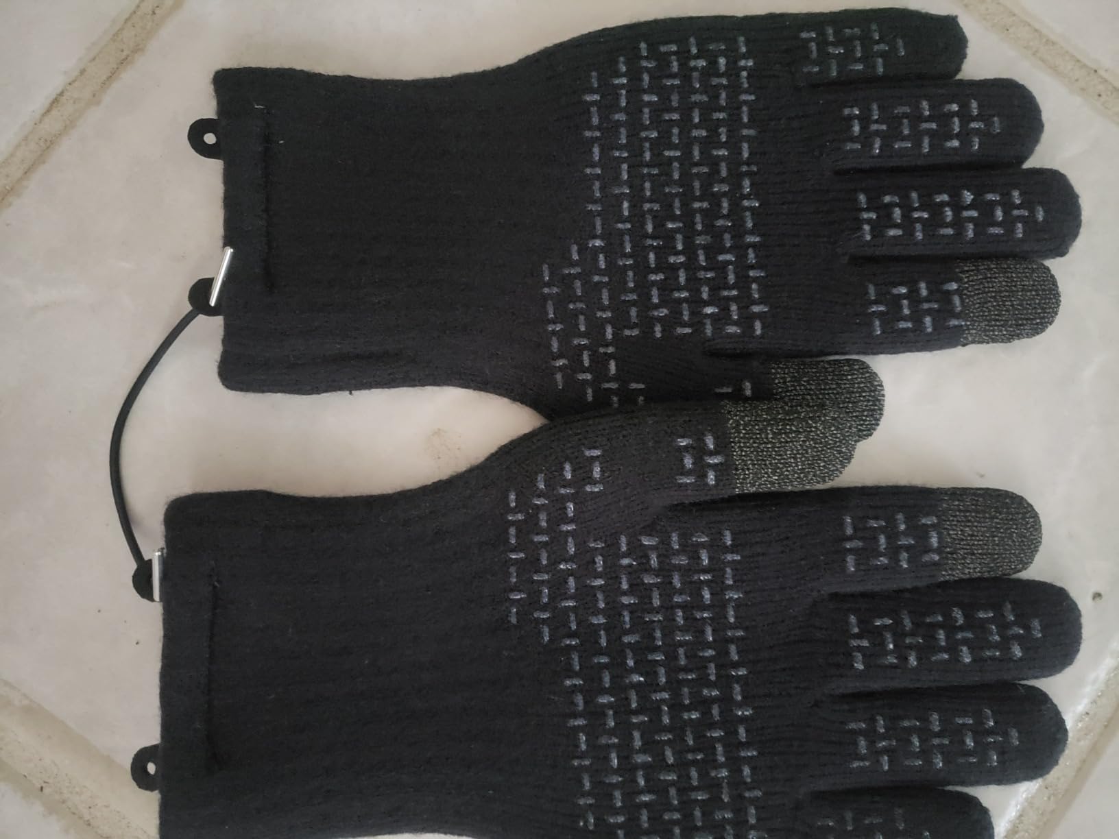 DexShell Waterproof Knit Gloves, Lightweight Flexibility customer photo 1