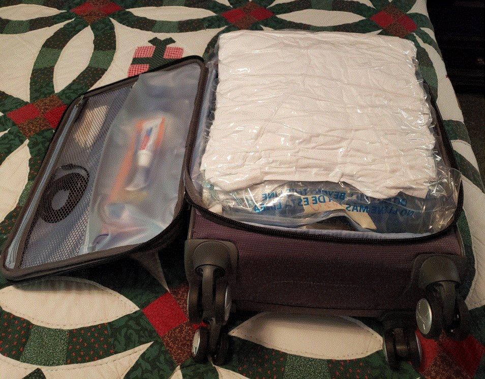 Samsonite Solyte DLX Softside Expandable Luggage with Spinner Wheels, Mineral Grey, Checked-Large 29-Inch customer photo 1