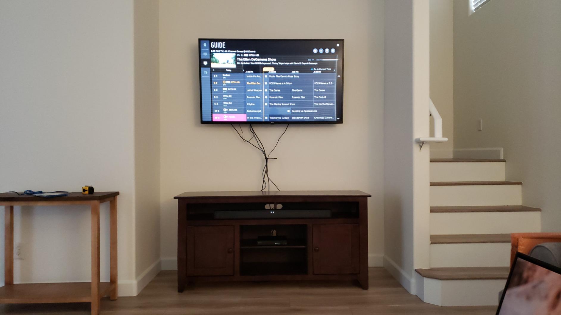 LG 55UM7300 customer photo 1