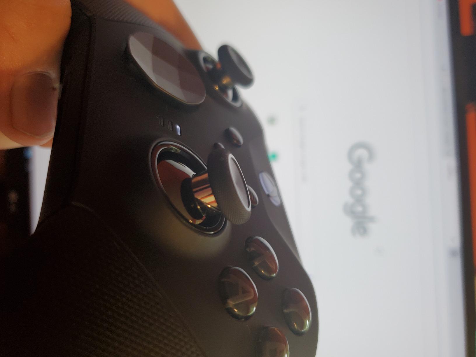 Xbox Elite Series 2 customer photo 2