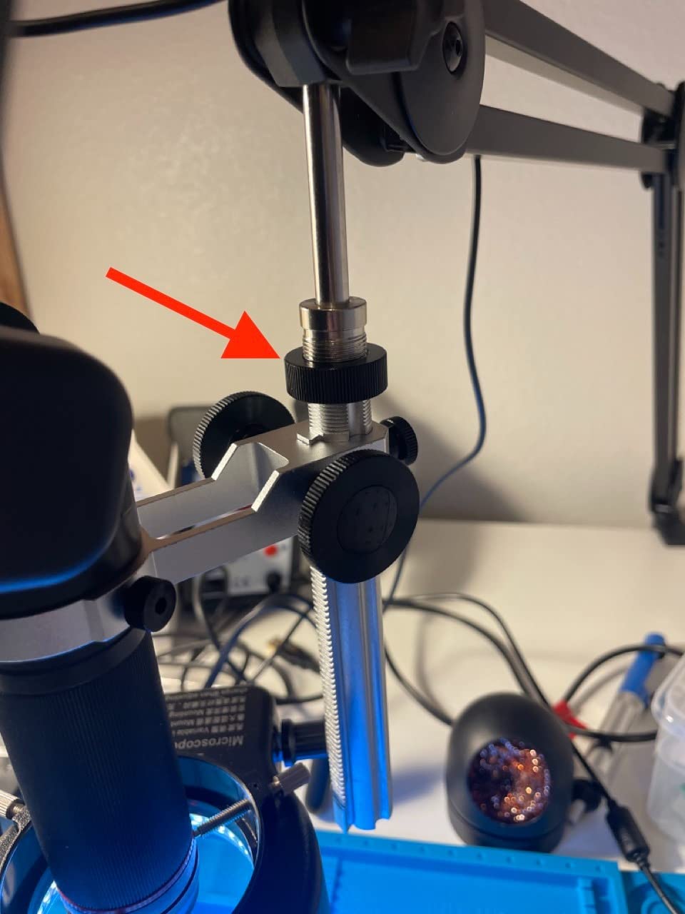 Andonstar AD407 3D HDMI Soldering Digital Microscope customer photo 1