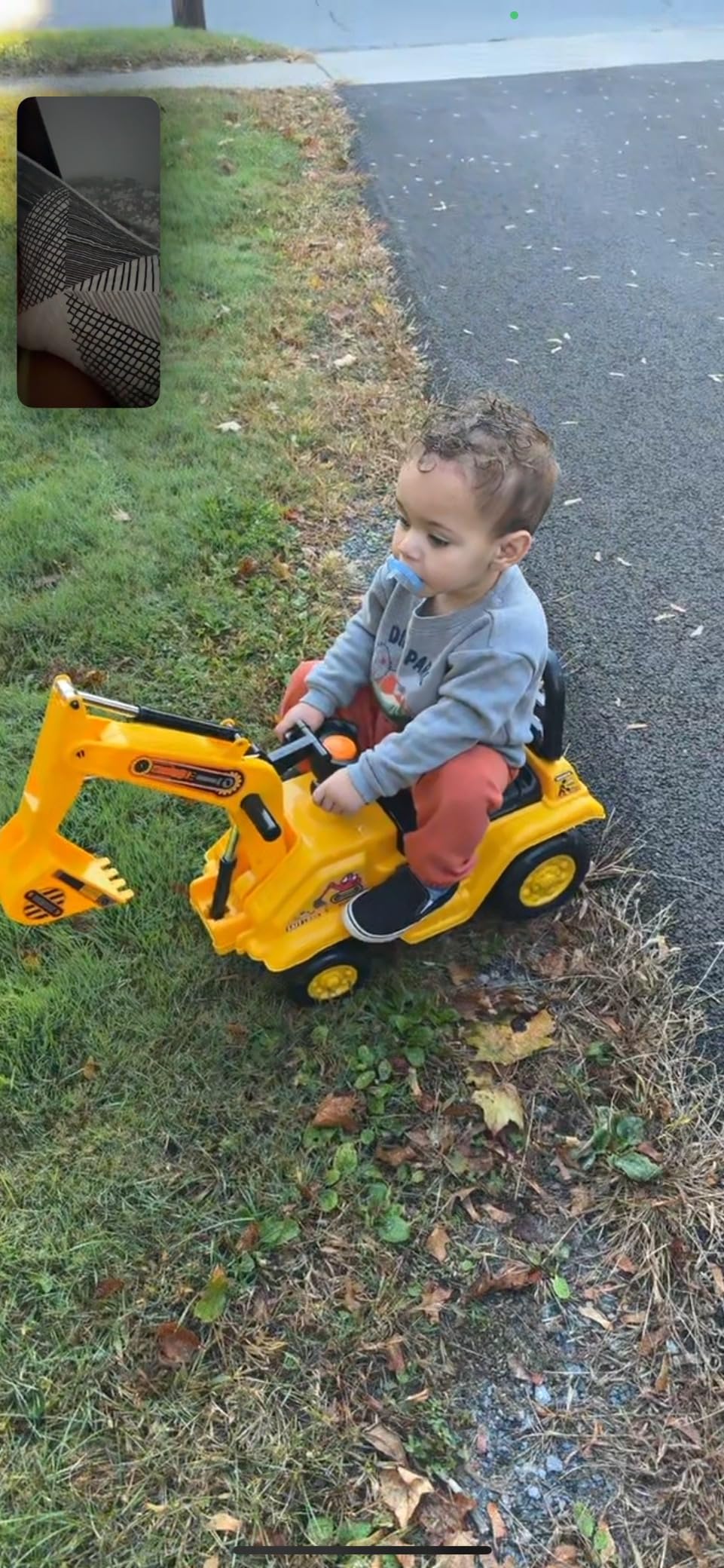 HOMCOM Ride On Excavator Pull Cart Kids Digger with Horn Ages 18-48 Months customer photo 1