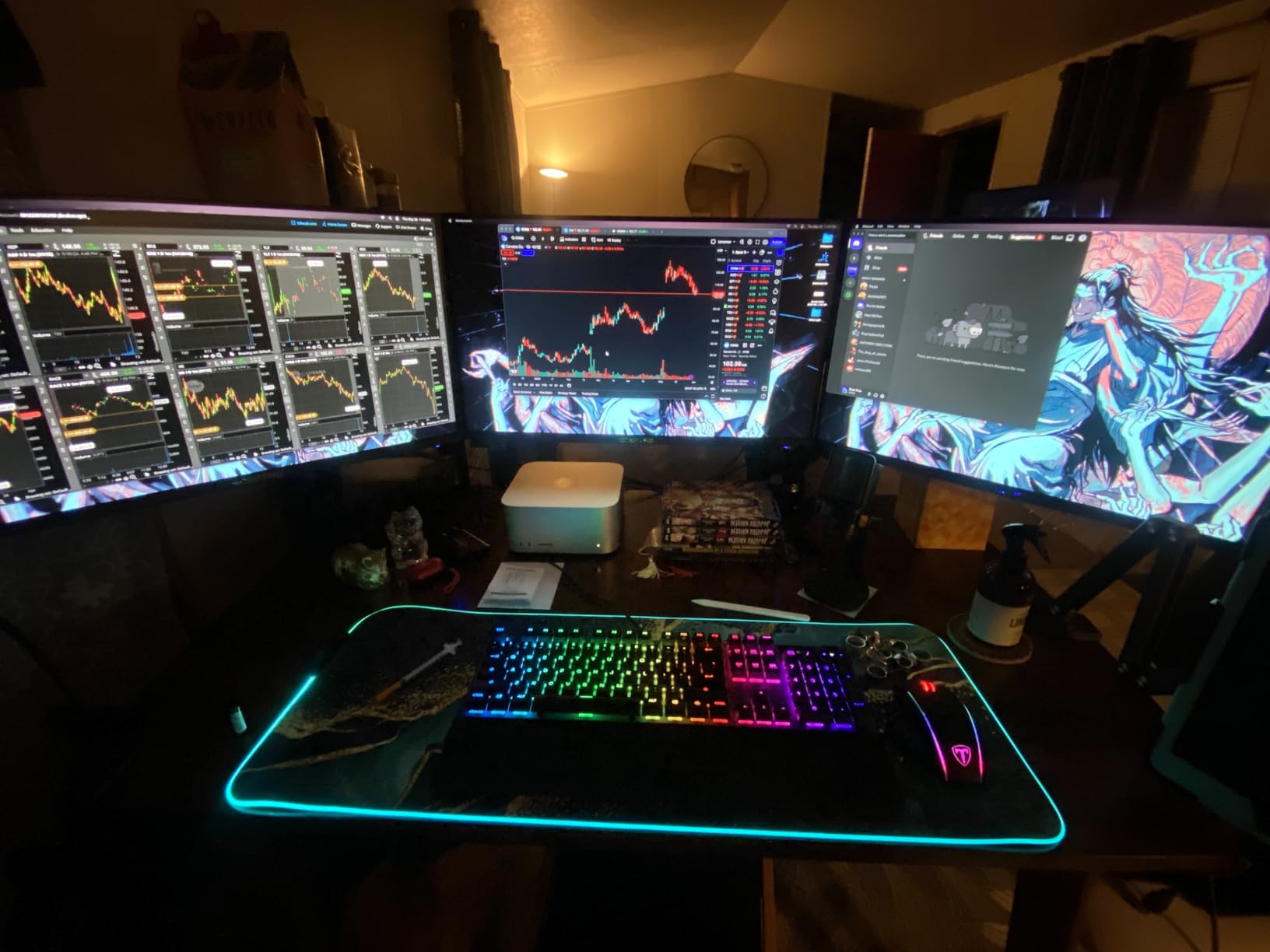 SteelSeries USB Apex 5 Hybrid Mechanical Gaming Keyboard – Per-Key RGB Illumination – Aircraft Grade Aluminum Alloy Frame – OLED Smart Display (Hybrid Blue Switch) customer photo 1