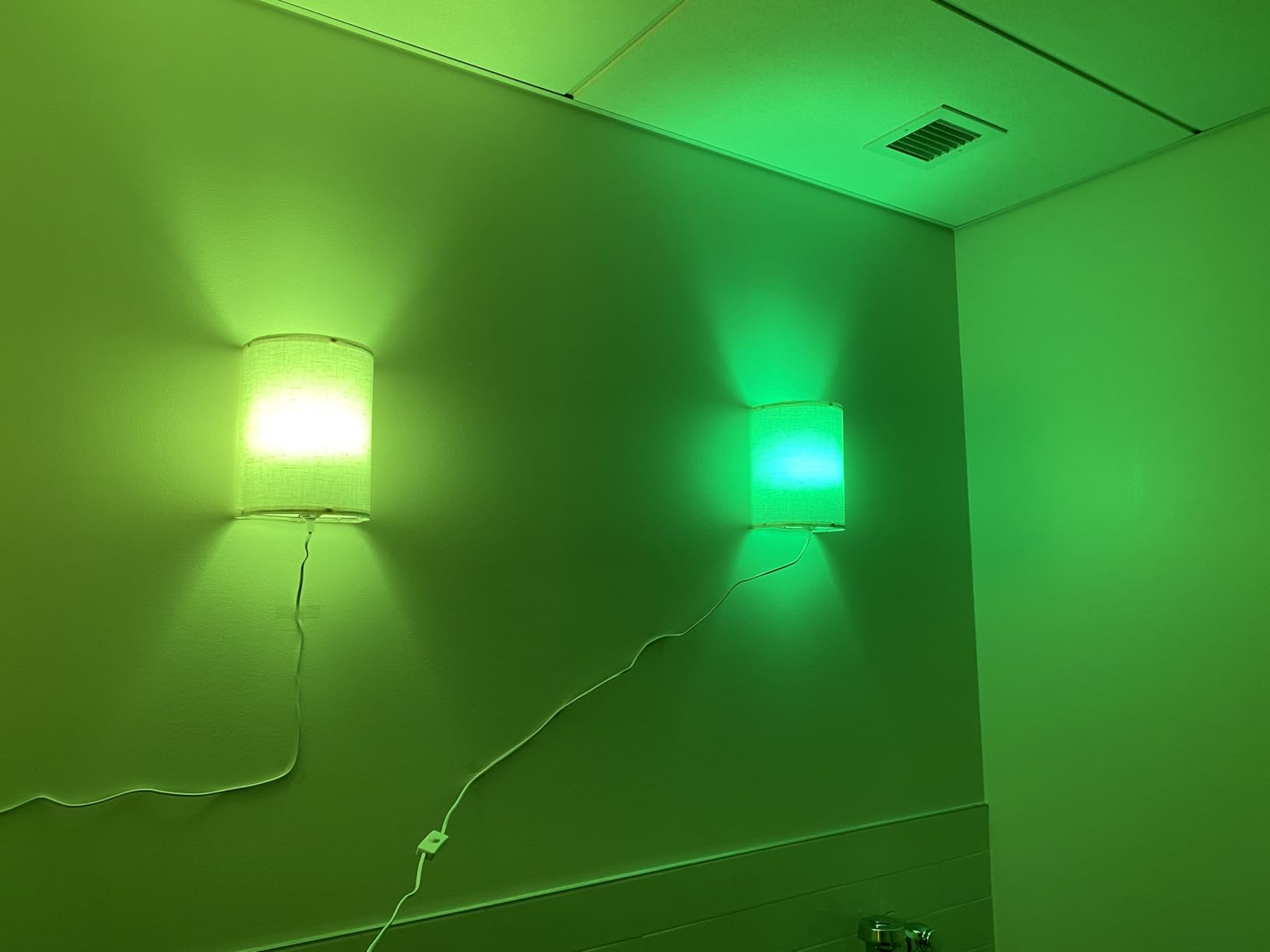 LIFX Color 2-Pack customer photo 1