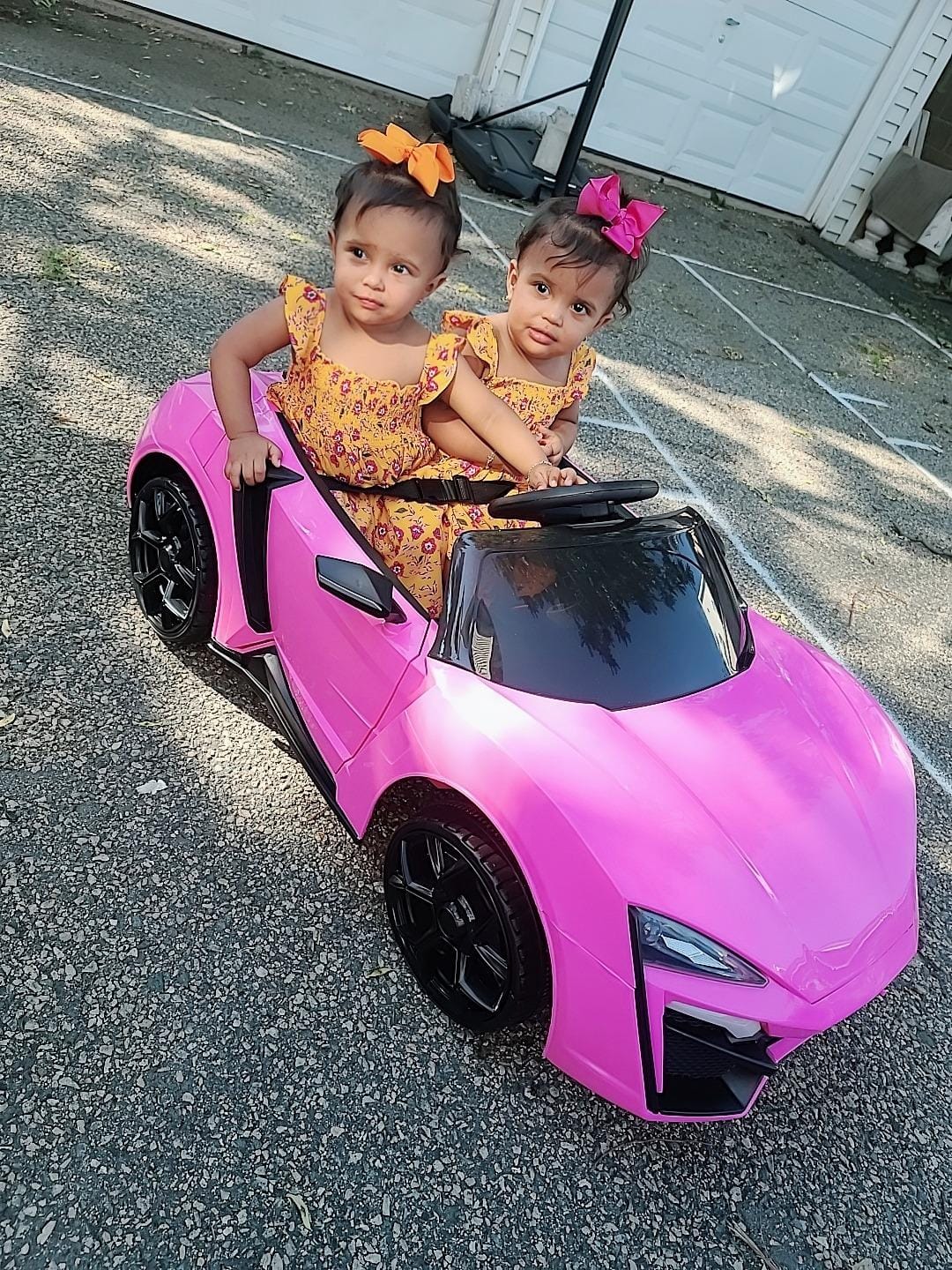 Costzon Ride on Car, 12V Battery Powered Electric Vehicle w/Manual & Remote Control Modes, LED Lights, Horn, Music, MP3, USB, TF, 3 Speeds, Spring Suspension, Ride on Toy for Boys & Girls (Pink) customer photo 2
