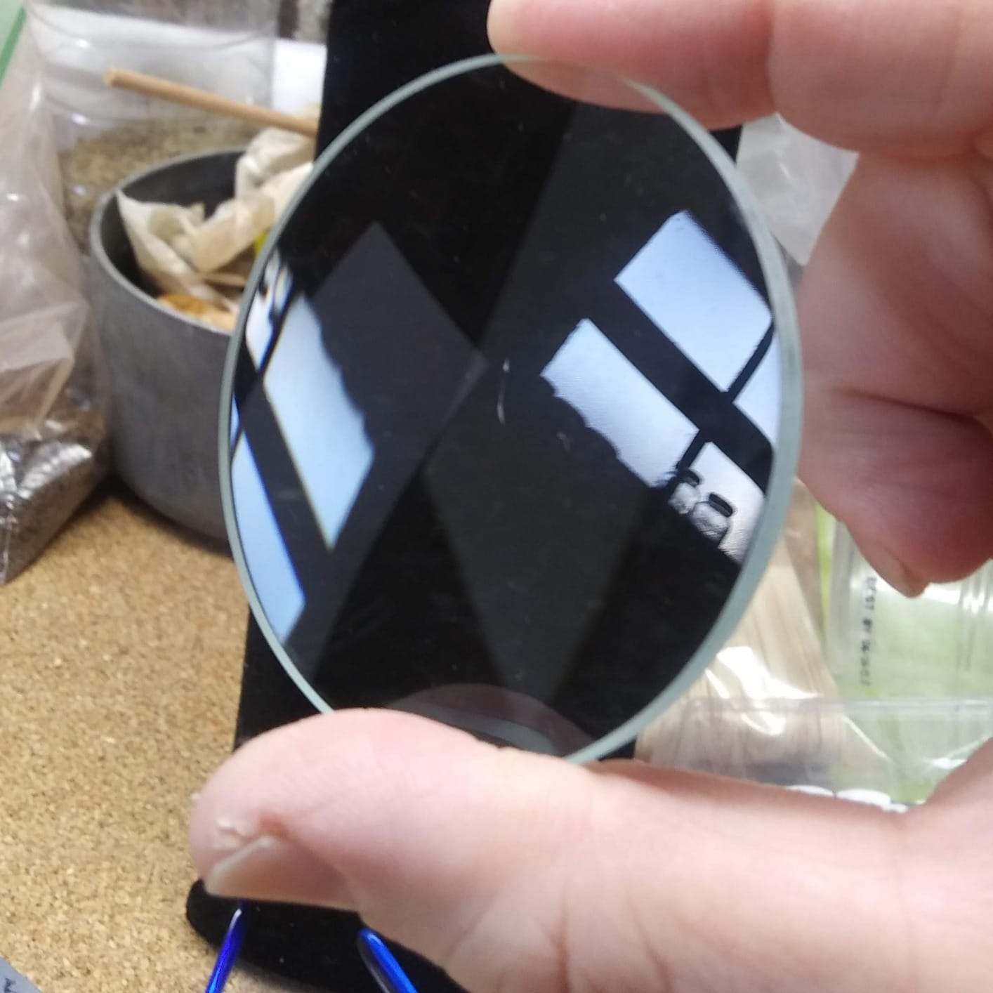 AORAEM Helping Hands Magnifier with Dual Adjustable Alligator Clips customer photo 1