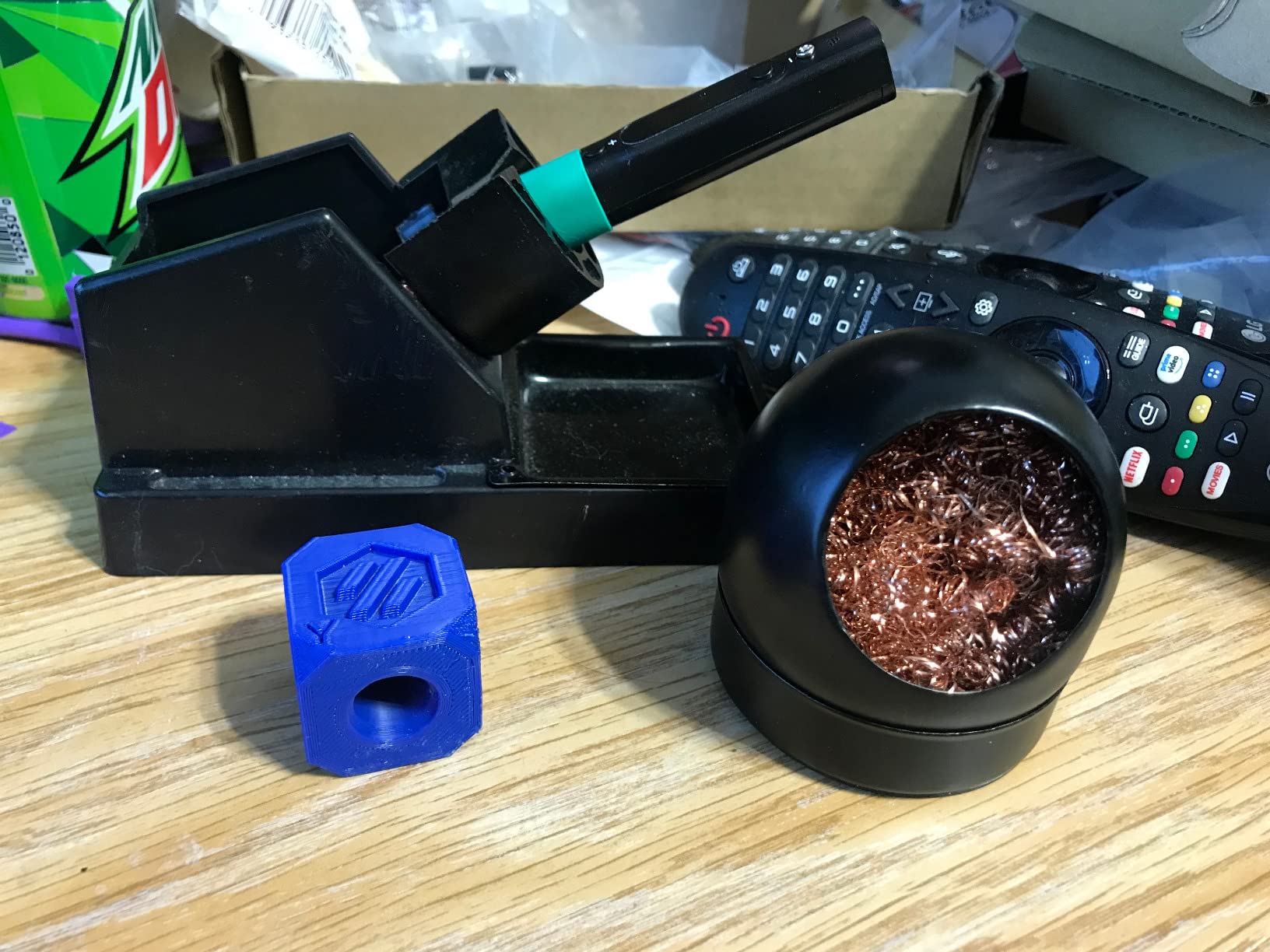 3.5X12X Helping Hands Soldering Station with LED Light & Alligator Clips customer photo 1