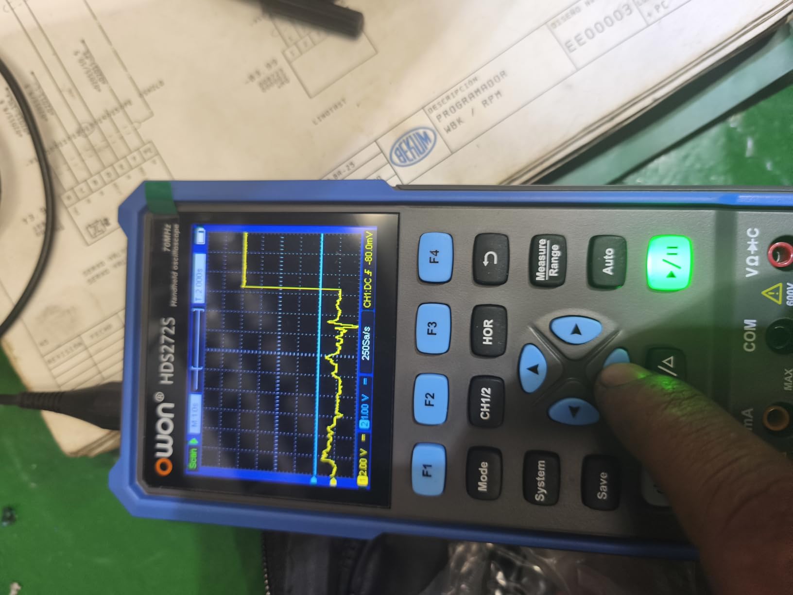 HDS272S Oscilloscope 70MHz 2 CH, Digital Mulitimeter Waveform Generator customer photo 1