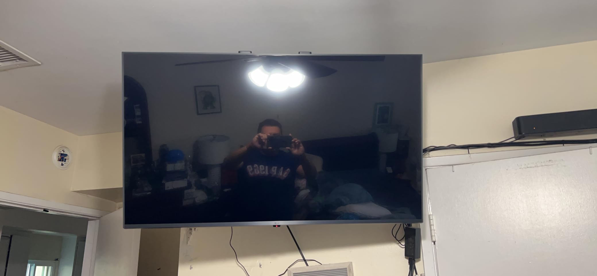 LG 43UQ7590 customer photo 2