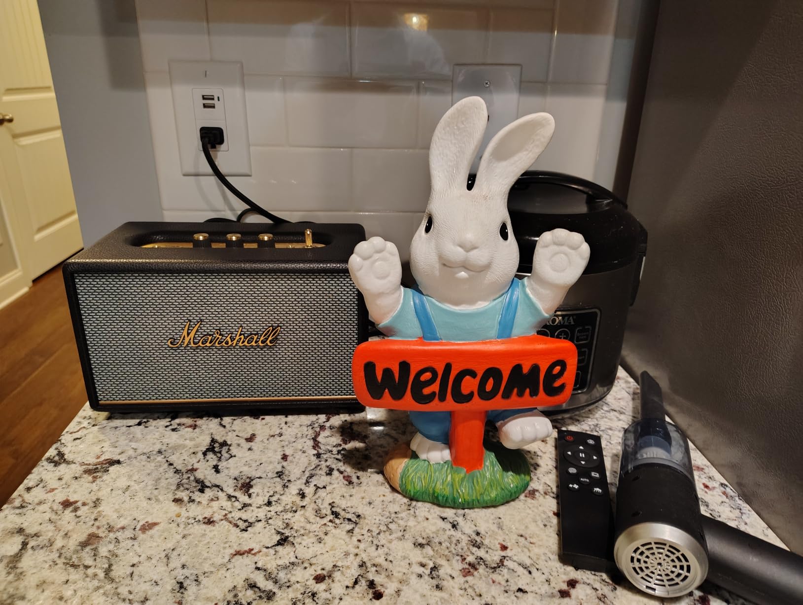 Marshall Acton III Bluetooth Home Speaker - Black customer photo 1