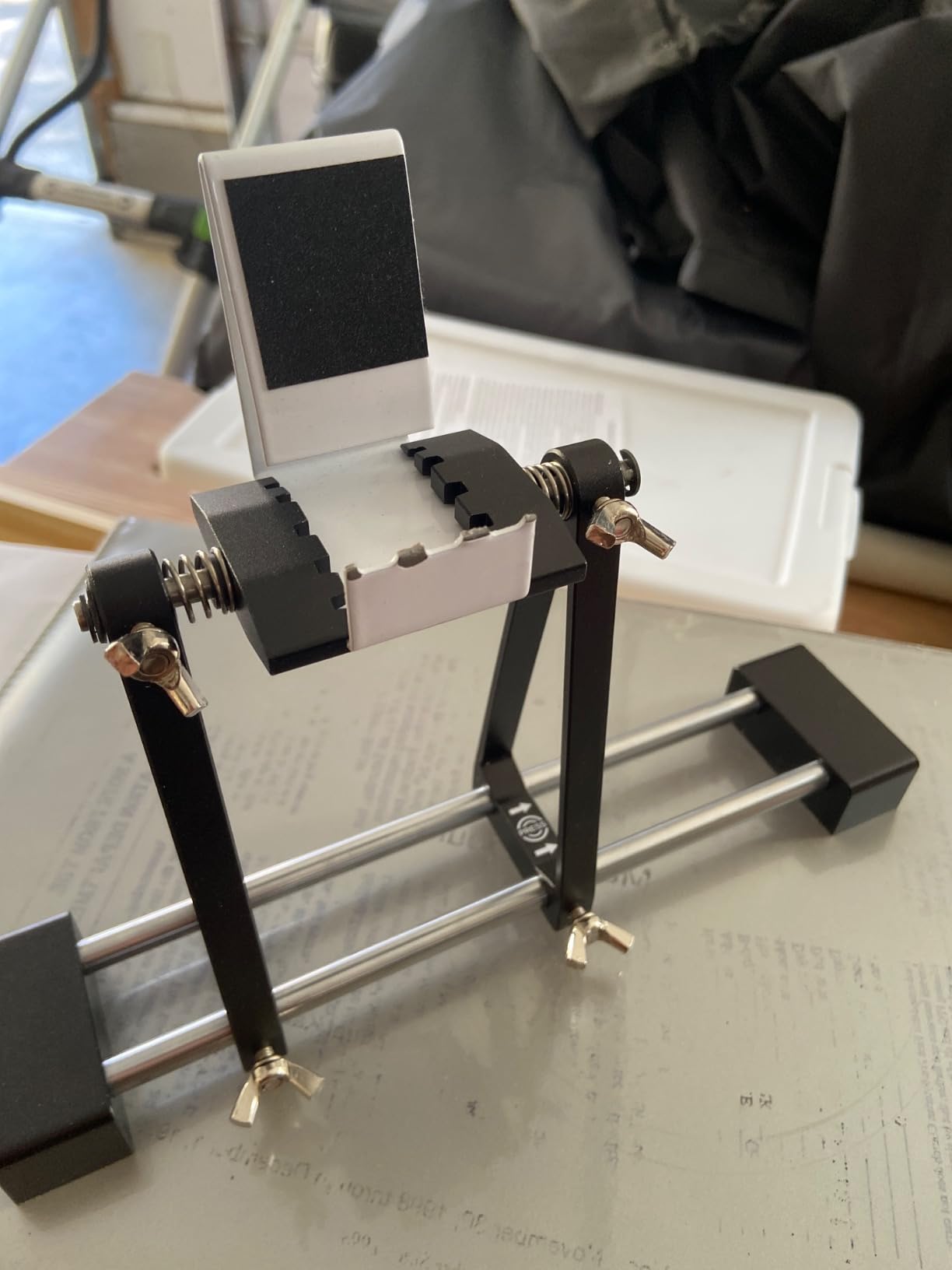SainSmart Magnetic Adjustable Circuit Board Holder, Soldering Helping Hand customer photo 1