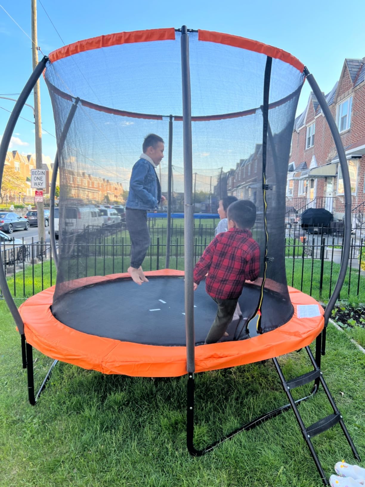 Giantex Trampoline for Kids, ASTM Approved Outdoor Large Trampoline with Net, Ladder, Rustproof Galvanized Steel Frame, Recreational Trampolines for Kids and Adults customer photo 1