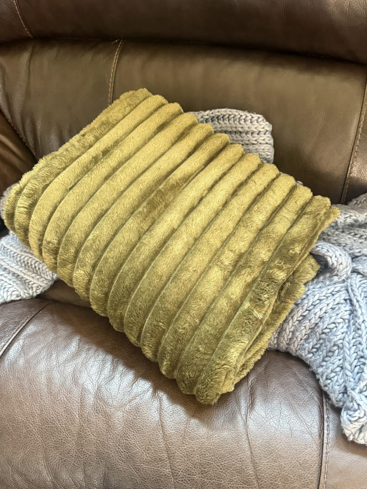 Bedsure Fleece Throw customer photo 2