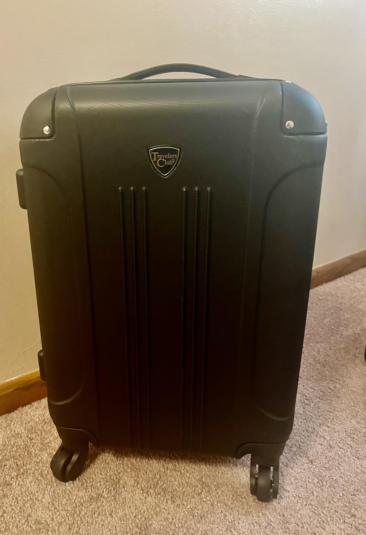 Travelers Club Chicago Hardside Expandable Spinner Luggages, Hot Pink, 20