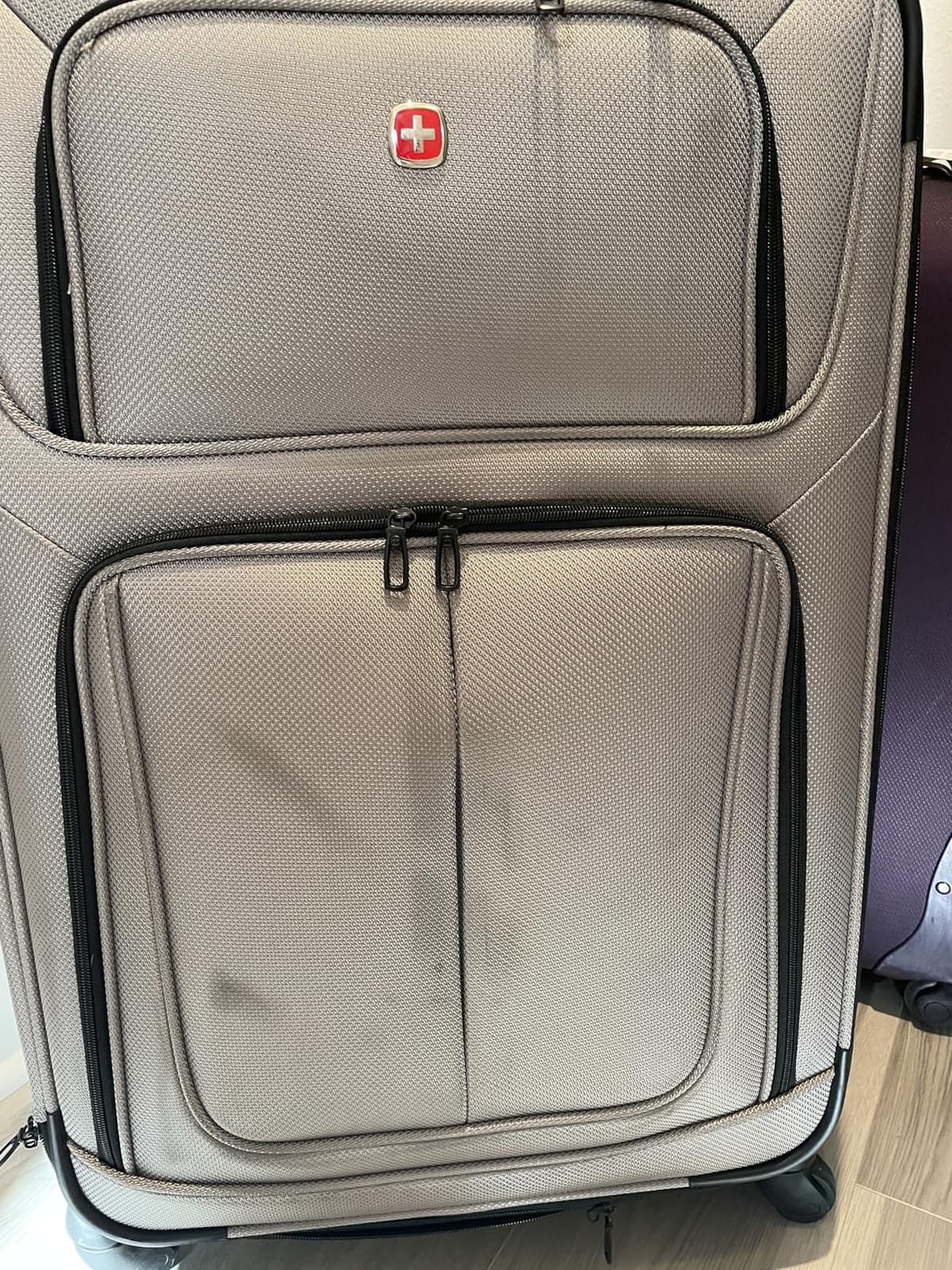 SWISSGEAR Sion Softside Expandable Spinner Luggage Durable Lightweight Travel Suitcase, Merlot, Checked-Large customer photo 1