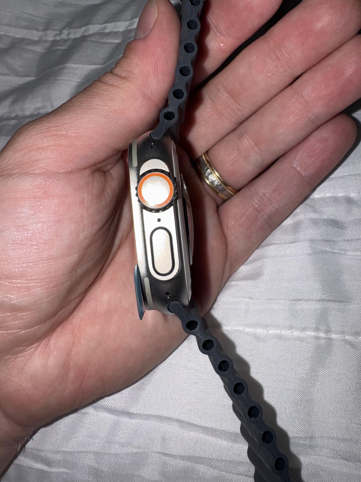 Apple Watch Ultra Renewed customer photo 2