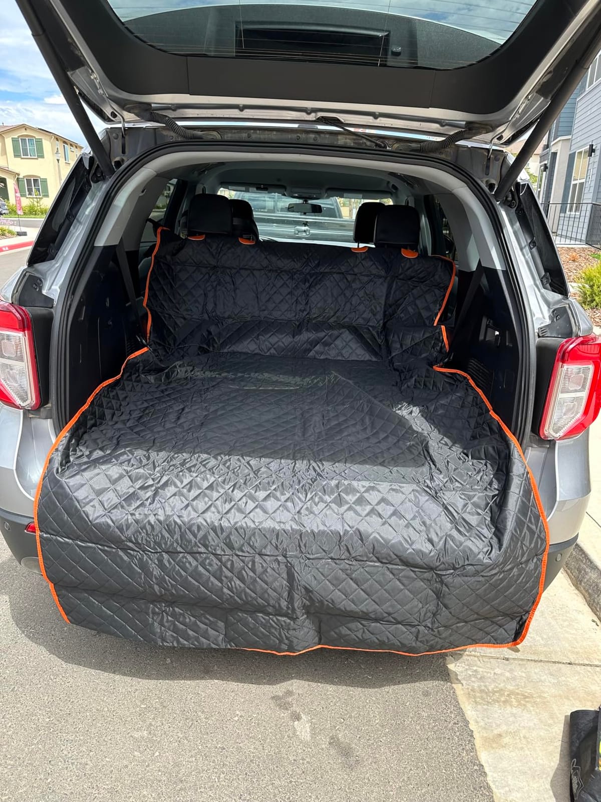 MIXJOY SUV Cargo Liner for Dogs - Trunk Cover with Bumper Flap Protector customer photo 2