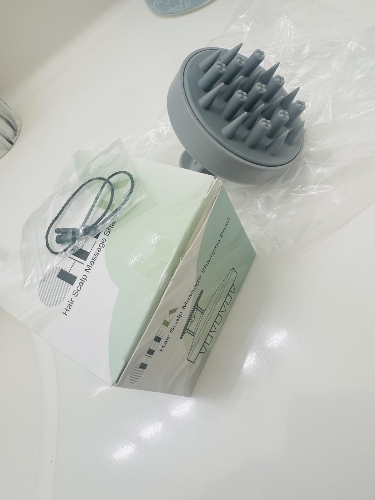 HEETA Scalp Massager Hair Scrubber Shampoo Brush Exfoliator for Hair Growth customer photo 1