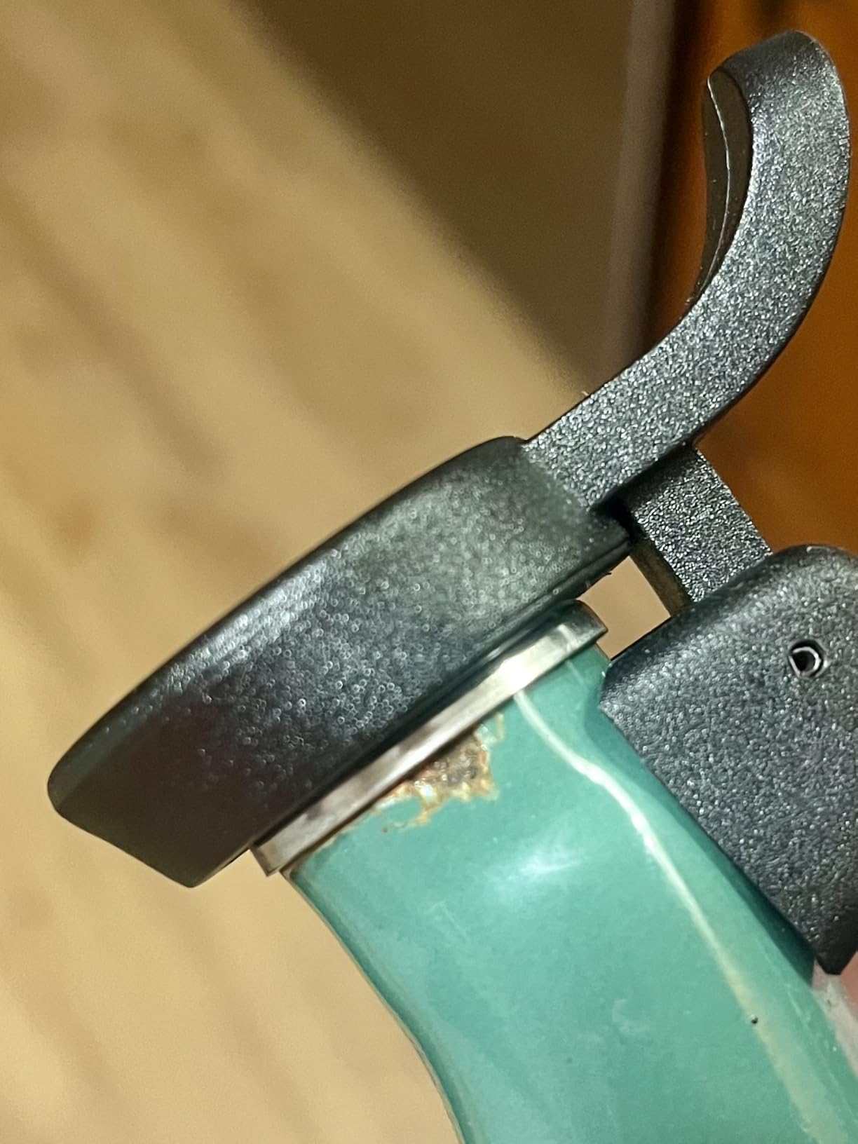 Le Creuset Enamel On Steel Demi Tea Kettle, 1.25 qt., Sea Salt customer photo 1