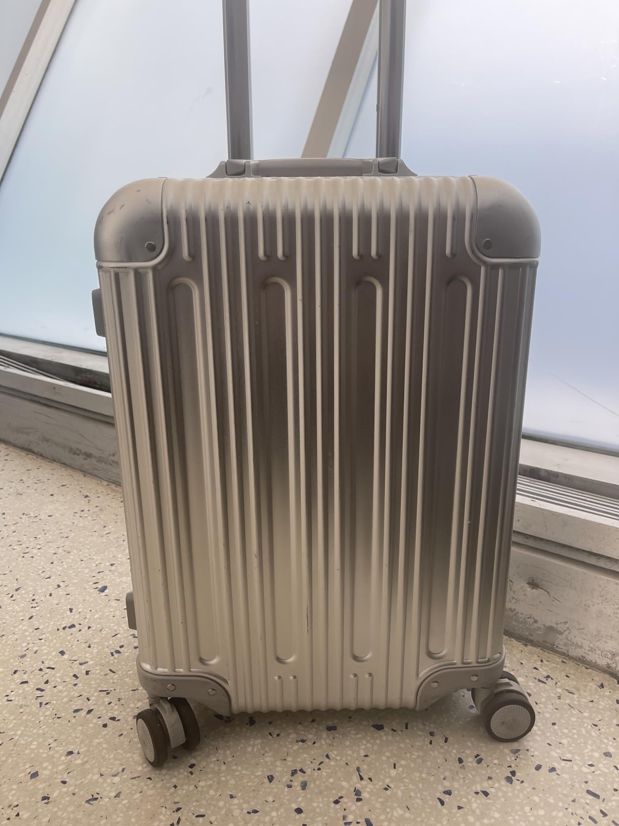 TRAVELKING All Aluminum Luggage Carry On Spinner Hard Shell Suitcase Lightweight Metal Suitcases 20“ & 28 Inch Luggage Set customer photo 2