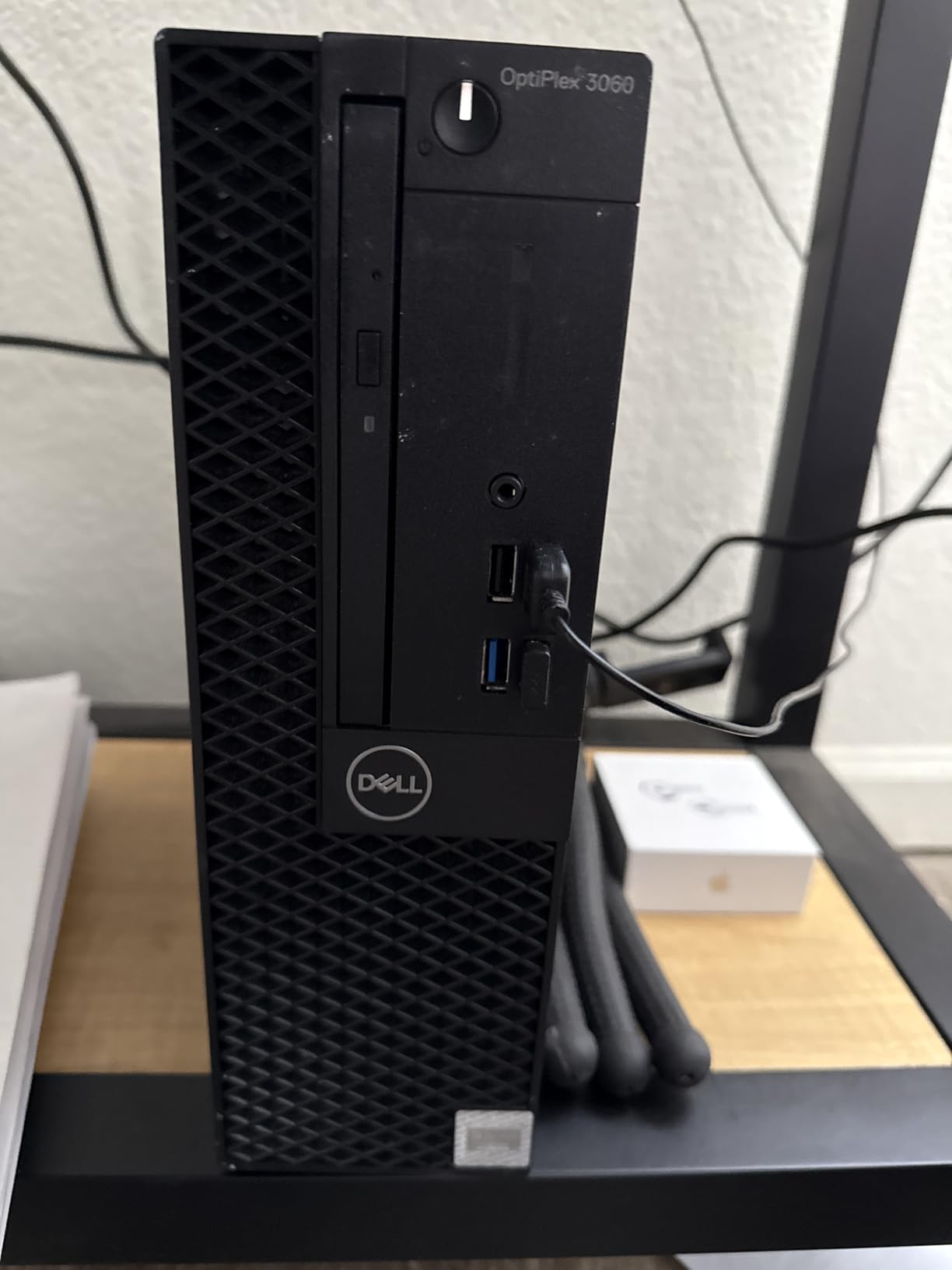 Dell Optiplex 3060 Desktop Computer | Intel i5-8500 (3.2) | 32GB DDR4 RAM | 1TB SSD Solid State | Built in WiFi | Bluetooth | Windows 11 Professional | Home or Office PC (Renewed) customer photo 2