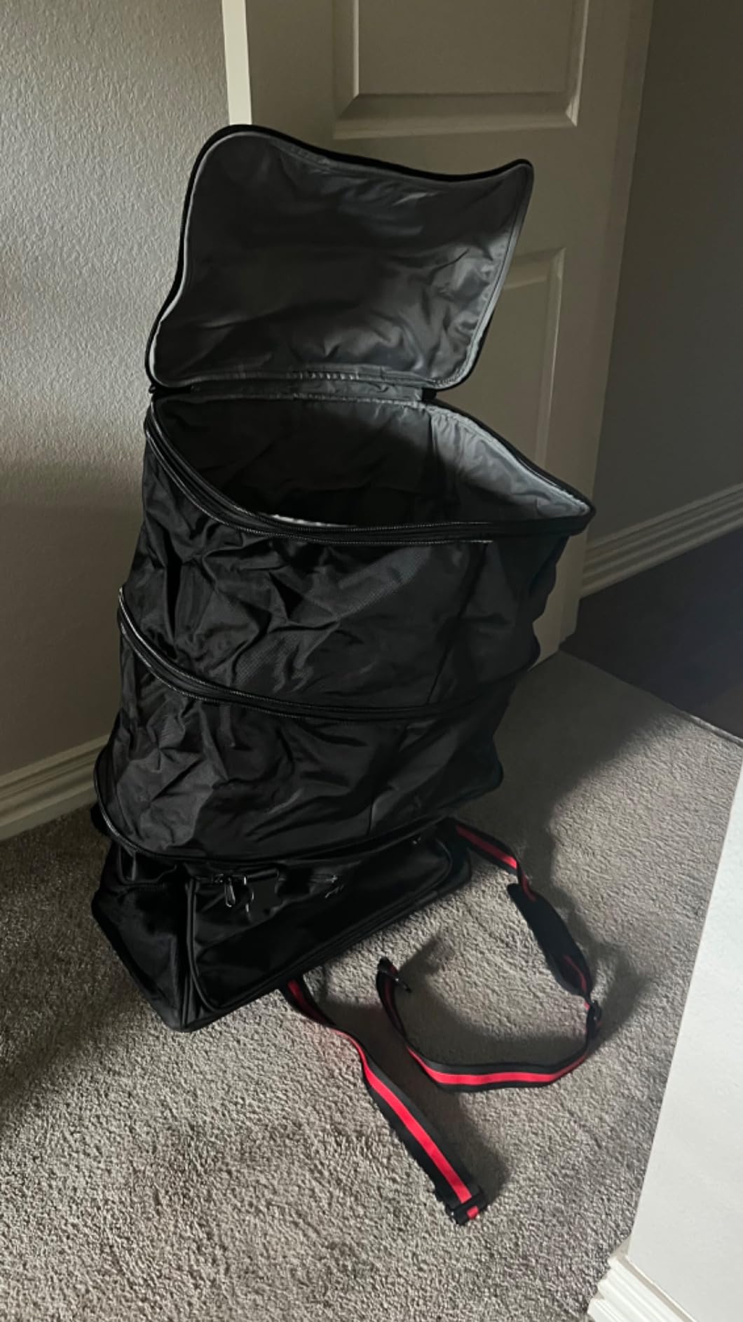 mixi Travel Bag with Wheels Expandable Foldable Luggage Bag Collapsible Rolling Travel Bag Duffel Bag Large Capacity Suitcase for Men Women, Black customer photo 2