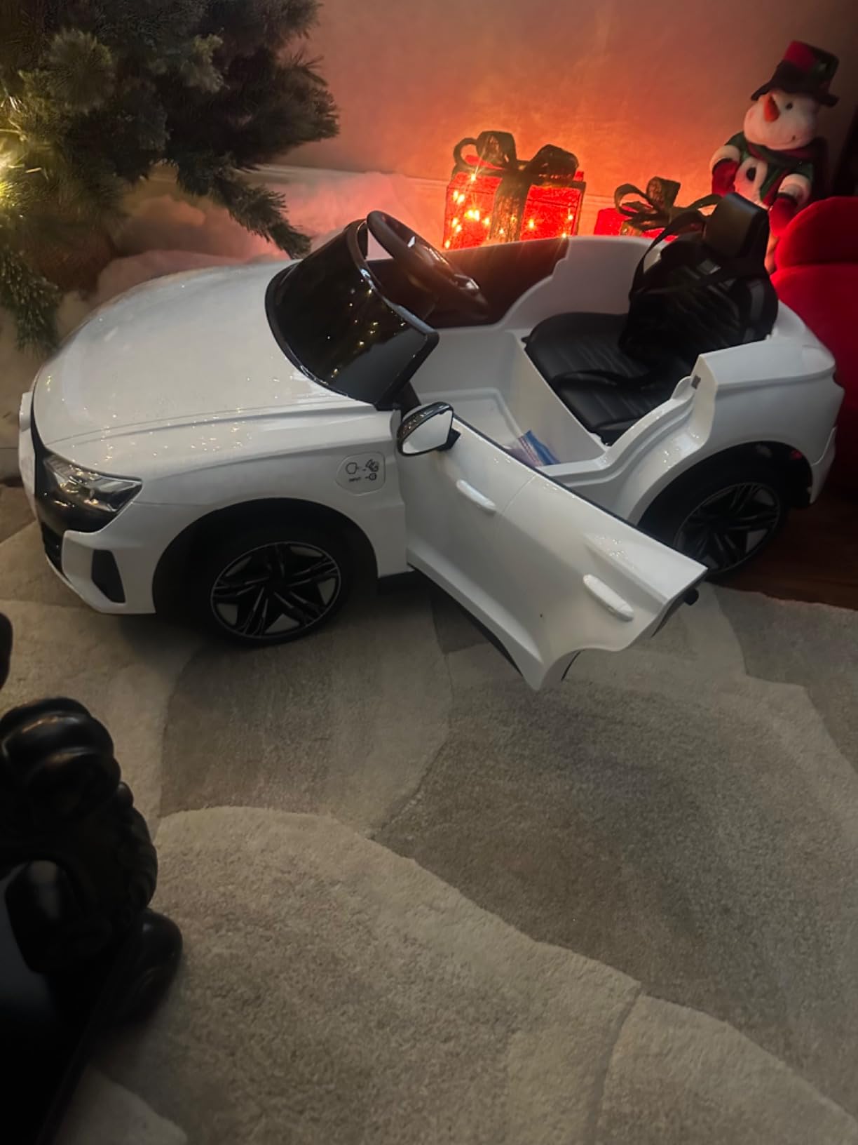INFANS 12V Kids Ride On Car, Licensed Audi RS e-tron GT Electric Vehicle with Remote Control, Toddlers Battery Powered Toy with 4 Wheels Suspension, LED Headlight, Music, MP3, USB, TF Port (Blue) customer photo 1
