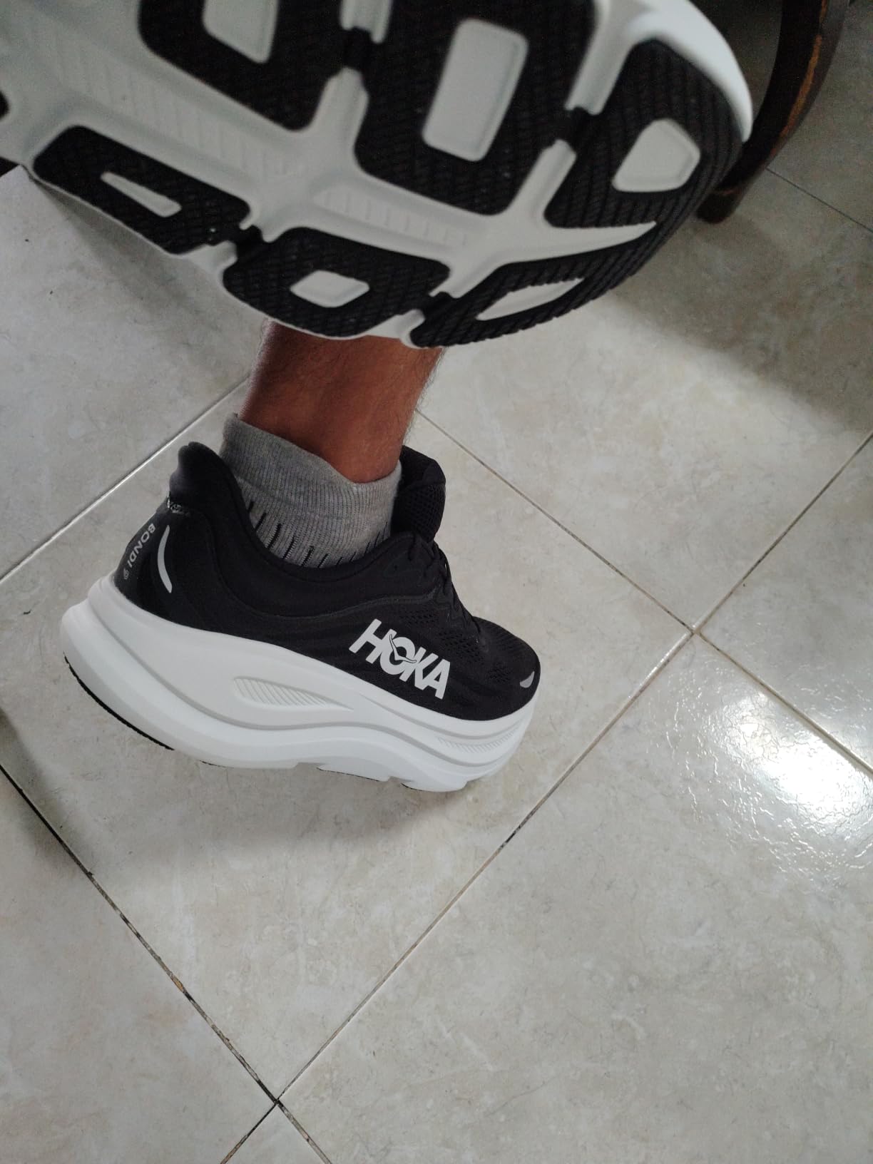 Hoka Bondi 9 customer photo 1