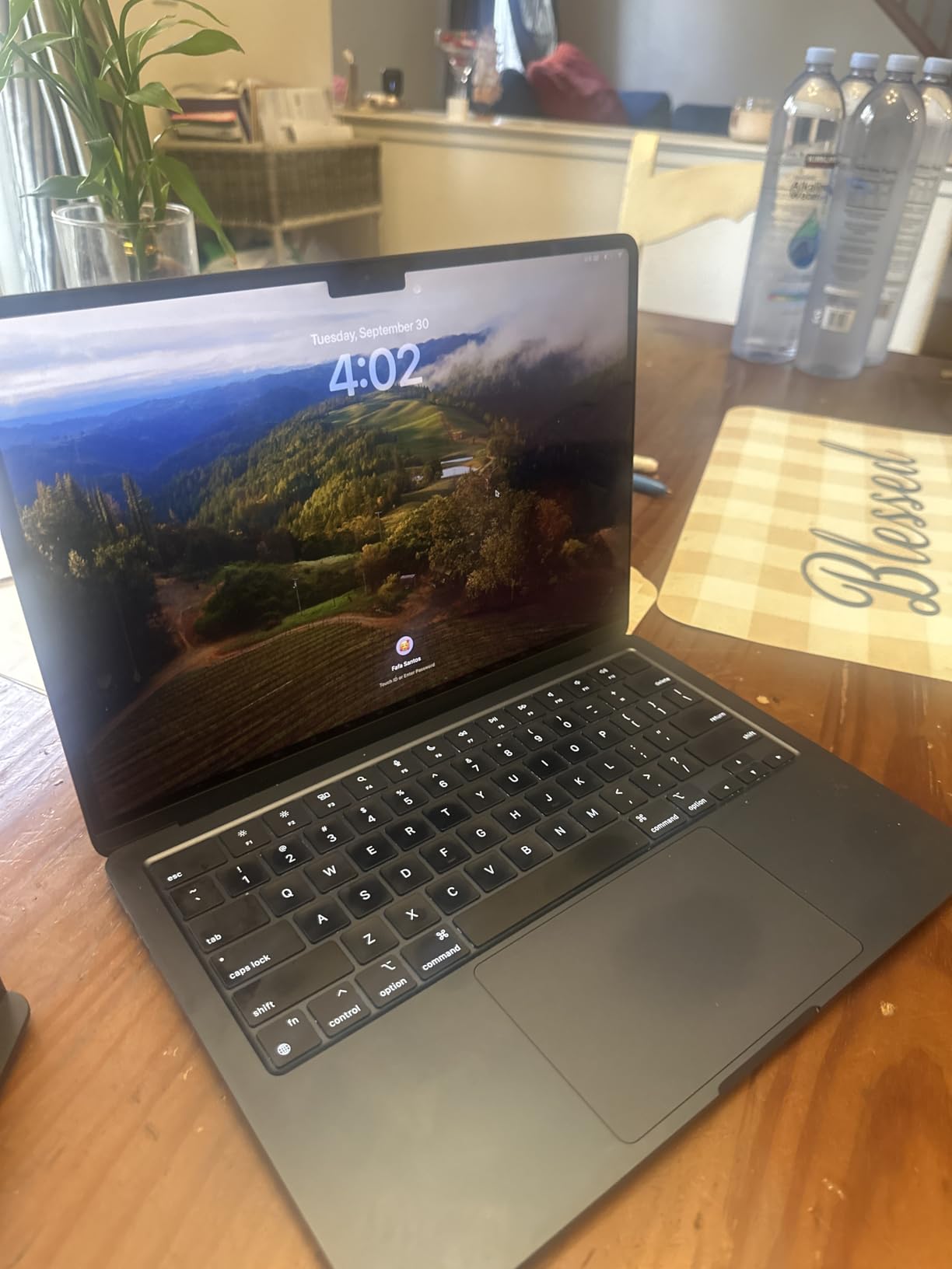 MacBook Air M3 13-inch customer photo 1