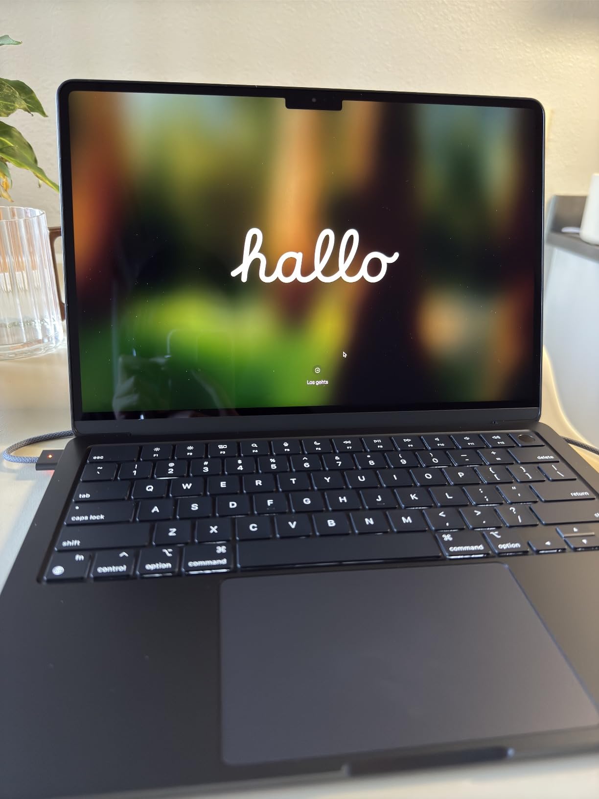 Renewed M3 MacBook Air 13-inch customer photo 1