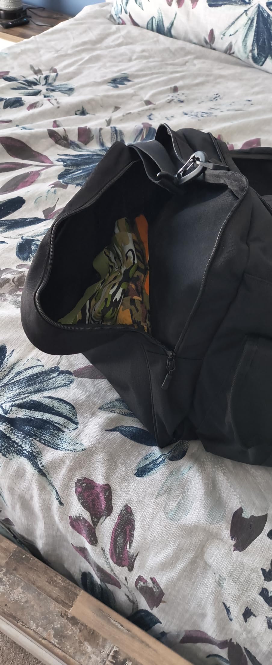 Football Gear Bag for Helmet & Pads, 130L Extra Large Duffel Bag, Black customer photo 2